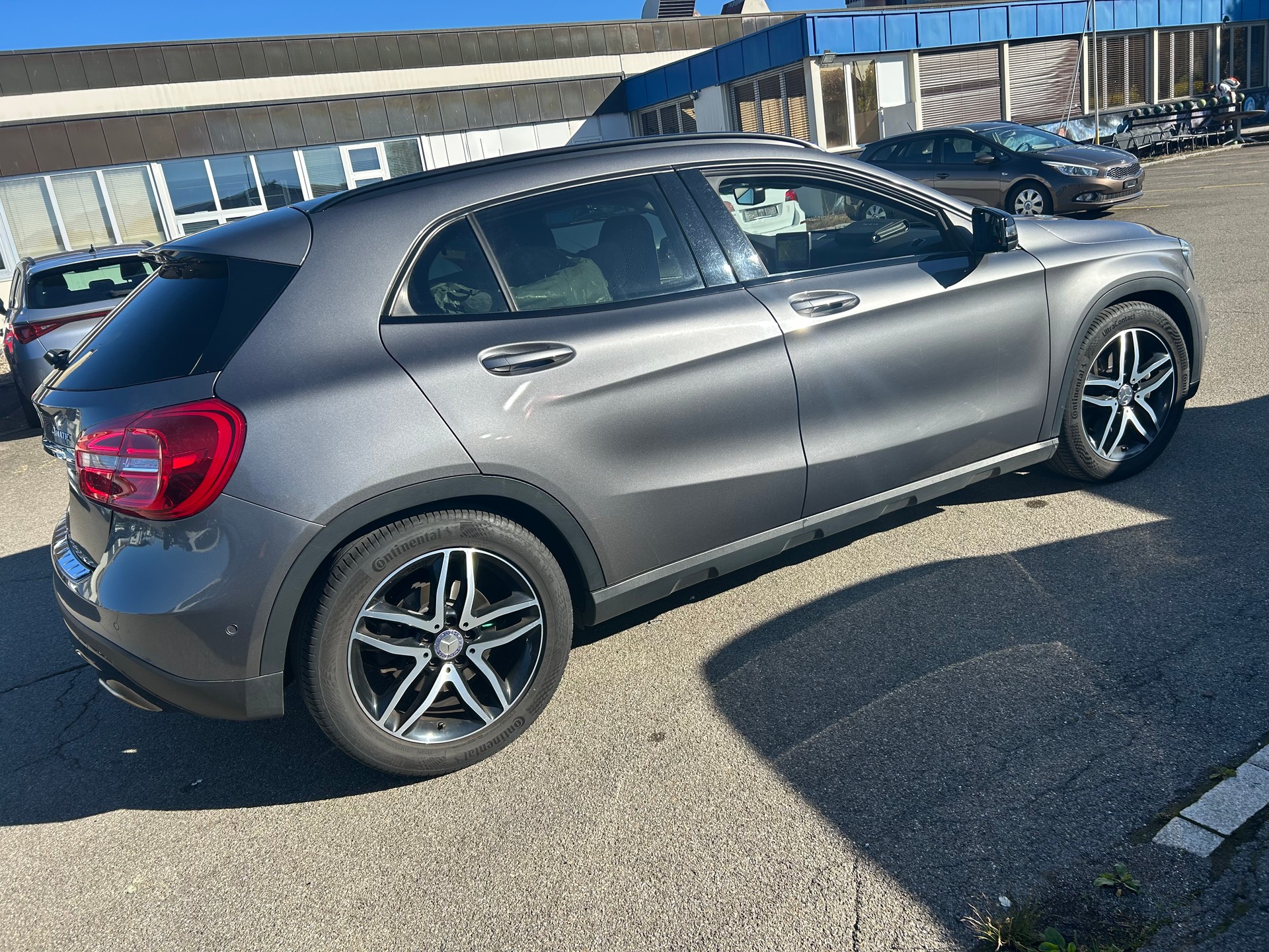 MERCEDES-BENZ GLA 250 Urban 4Matic 7G-DCT-image-6