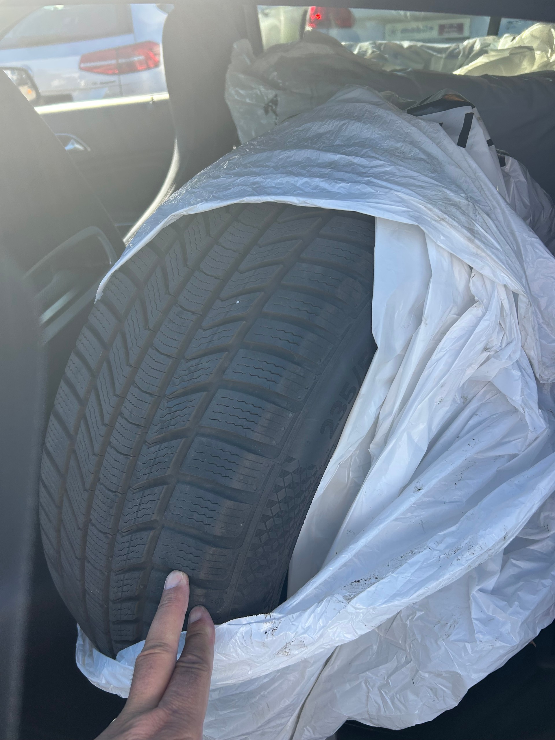 MERCEDES-BENZ GLA 250 Urban 4Matic 7G-DCT-image-3
