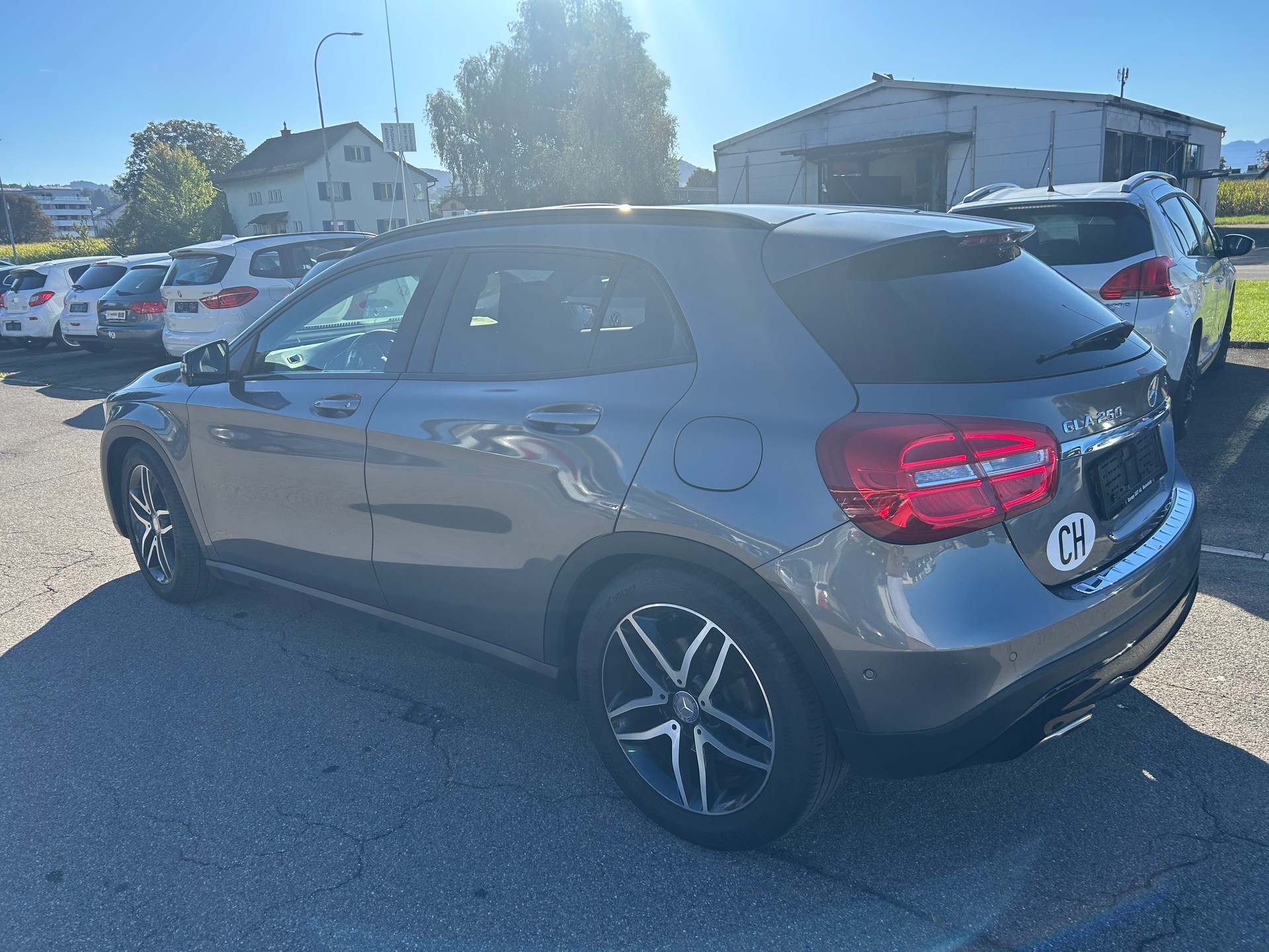 MERCEDES-BENZ GLA 250 Urban 4Matic 7G-DCT-image-5