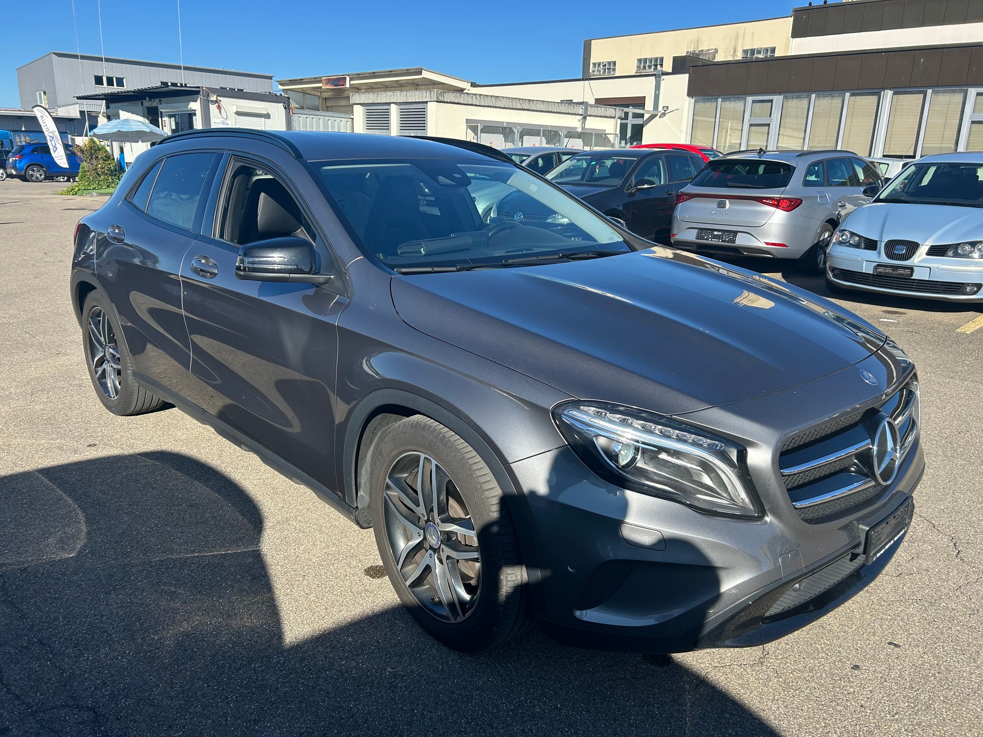 MERCEDES-BENZ GLA 250 Urban 4Matic 7G-DCT-image-8