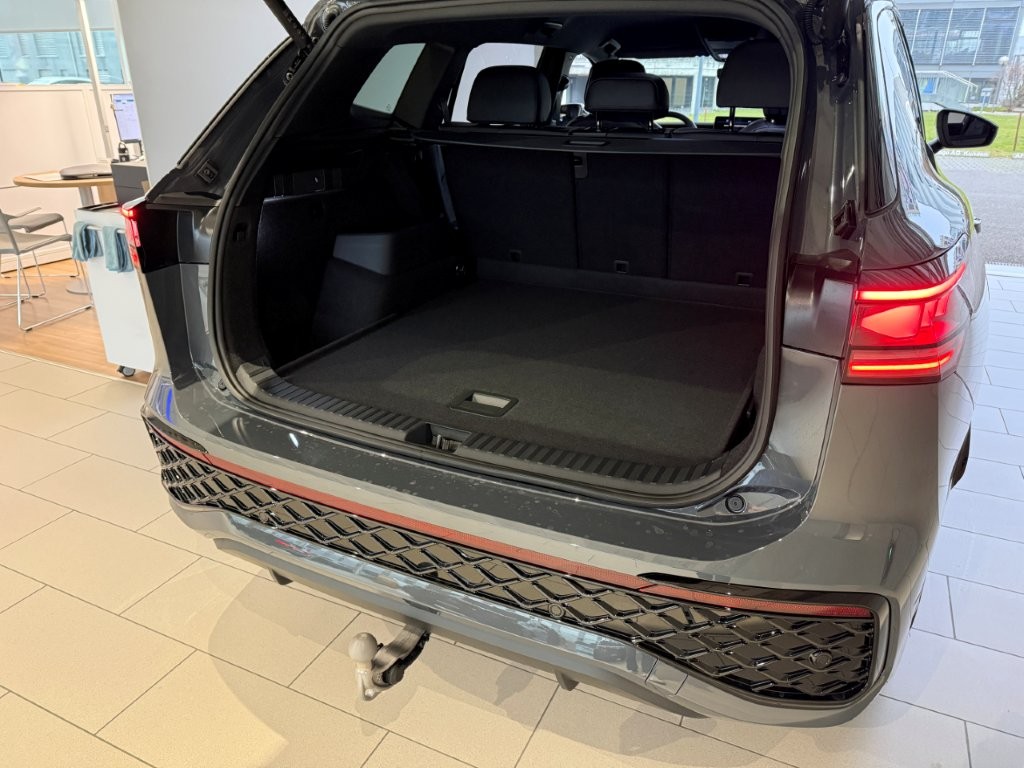 VW Tayron 2.0 TSI R-Line DSG 4Motion-image-6