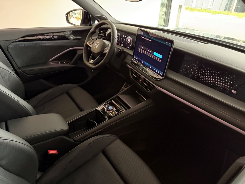 VW Tayron 2.0 TSI R-Line DSG 4Motion-image-5