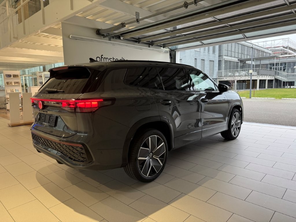 VW Tayron 2.0 TSI R-Line DSG 4Motion-image-2