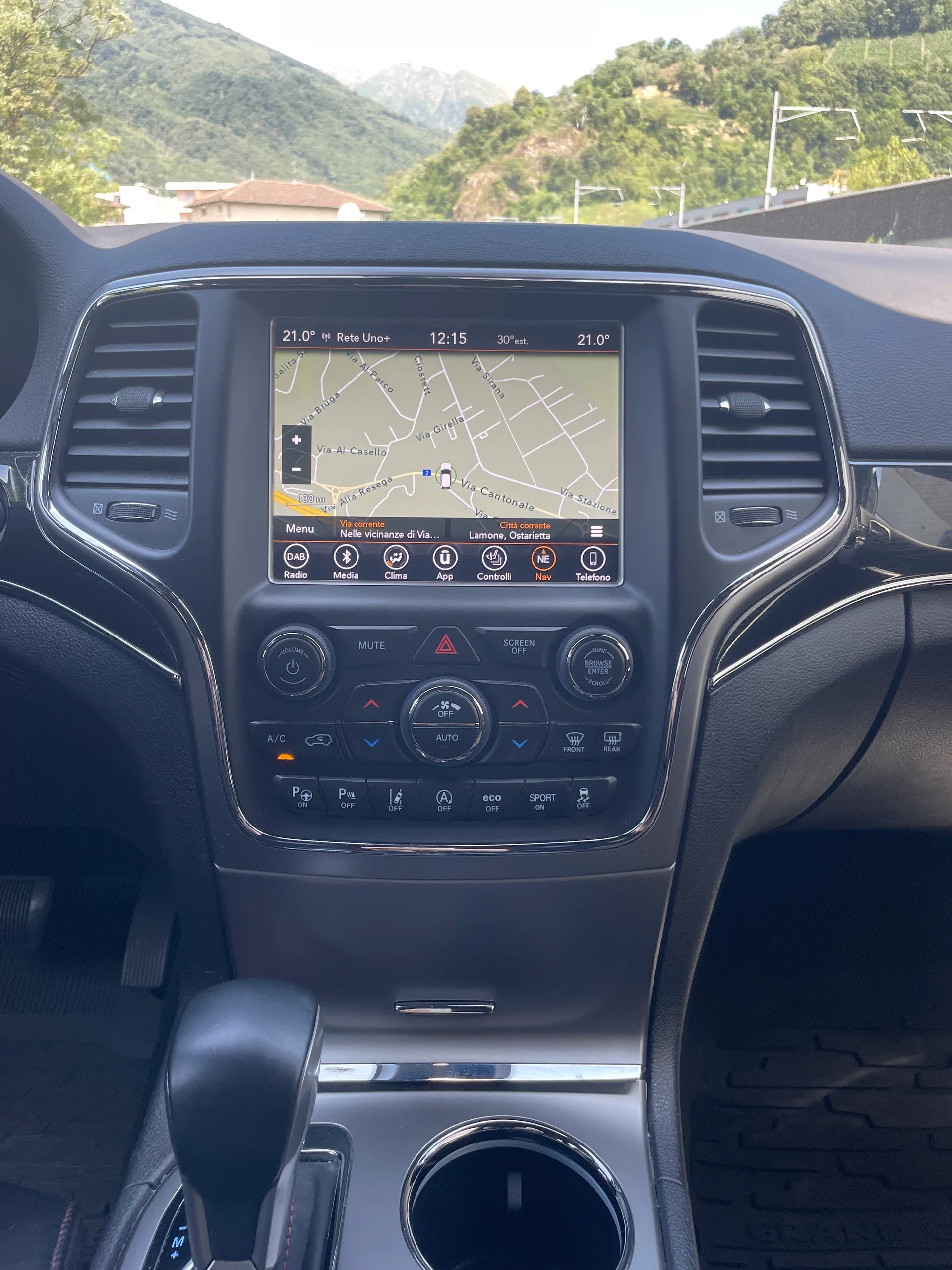 JEEP Grand Cherokee 3.0 CRD Trailhawk Automatic-image-10
