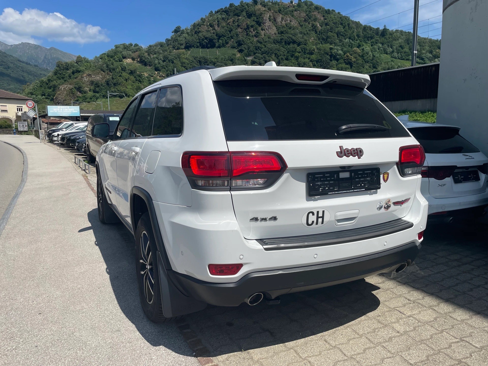 JEEP Grand Cherokee 3.0 CRD Trailhawk Automatic-image-5