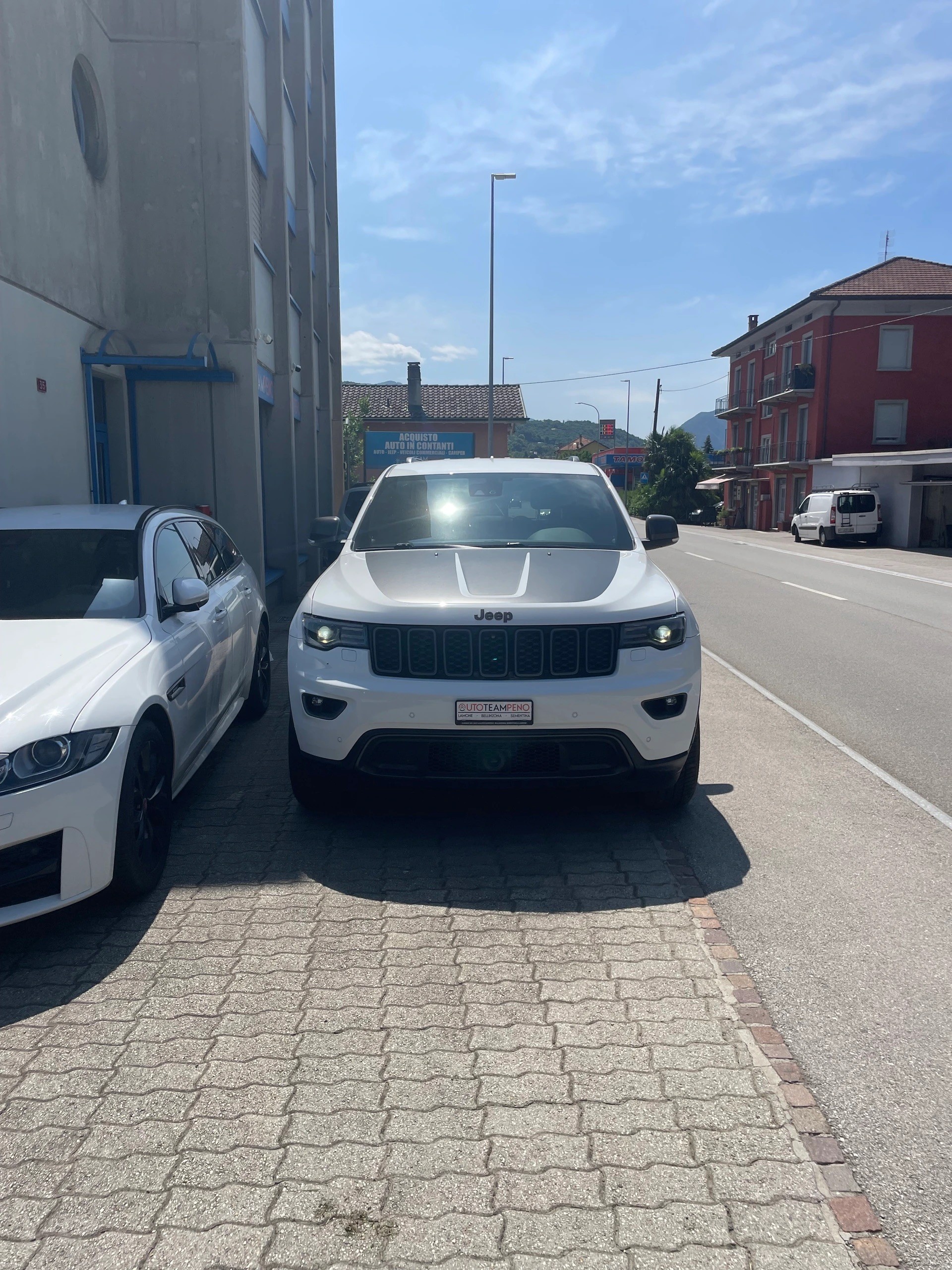 JEEP Grand Cherokee 3.0 CRD Trailhawk Automatic-image-1