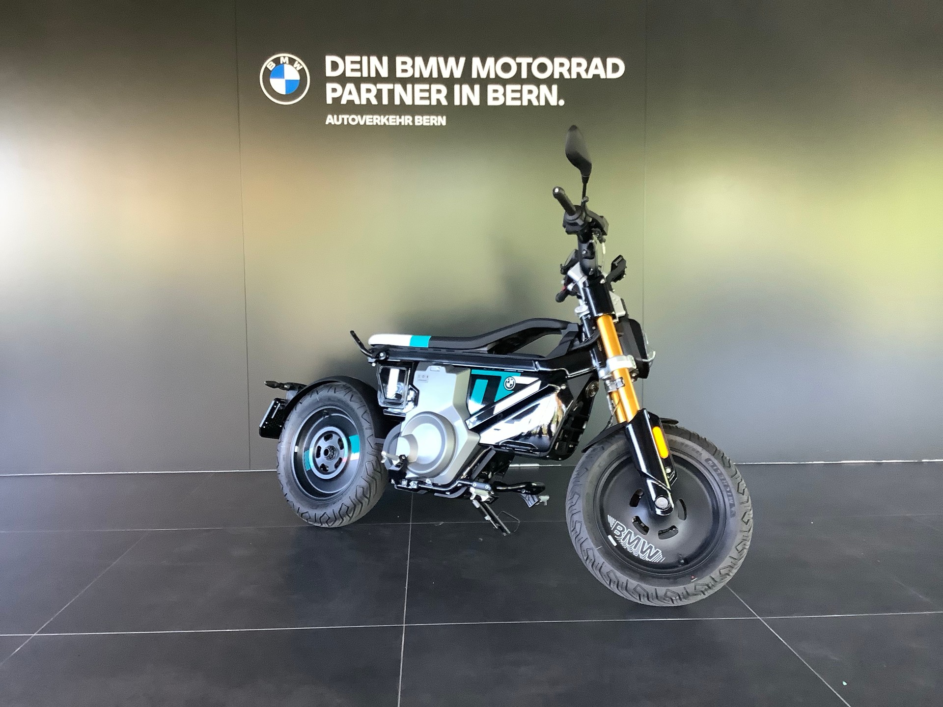 BMW CE 02 4KW - mit B-Ausweis fahrbar, bis 45km/h-showroom-element-2