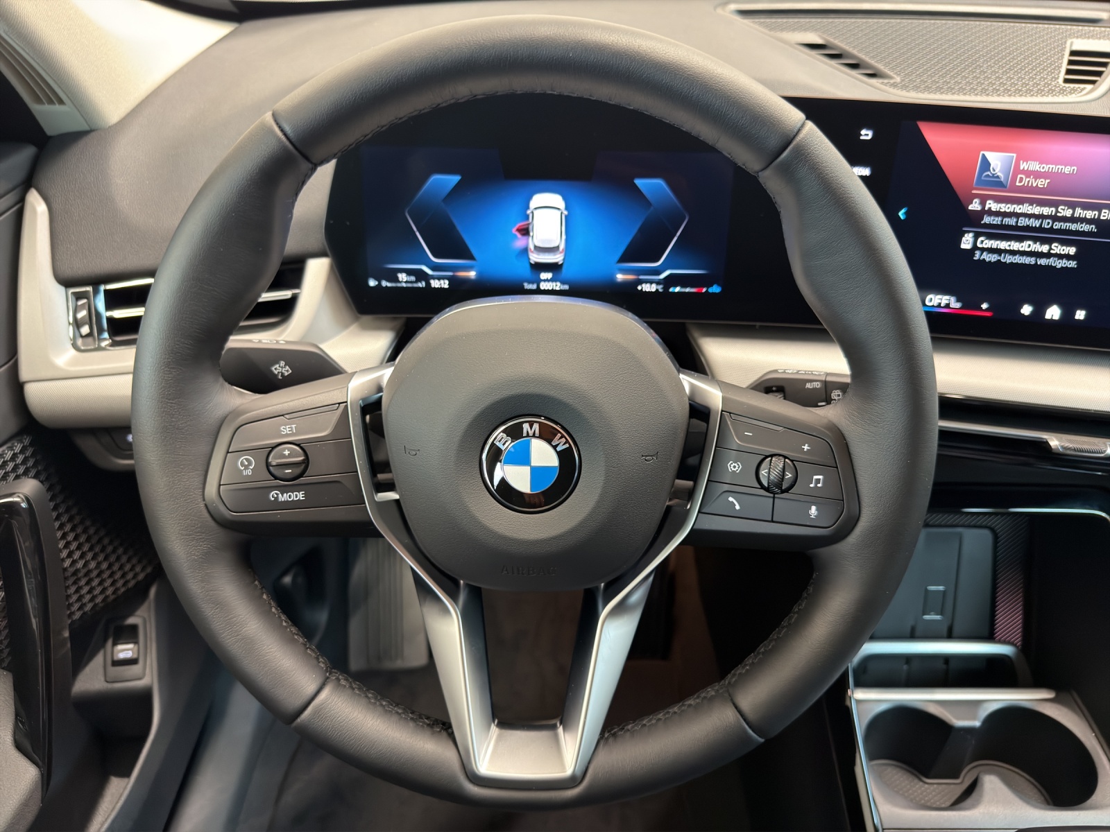 BMW X1 sDrive 18i-image-11