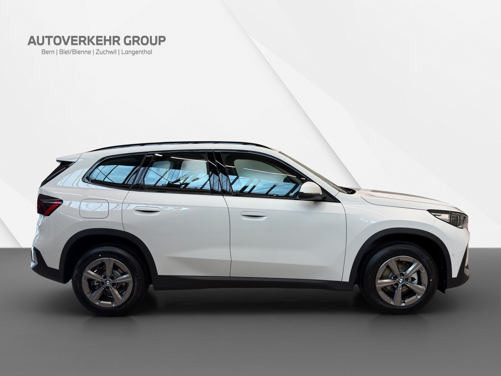 BMW X1 sDrive 18i-image-6