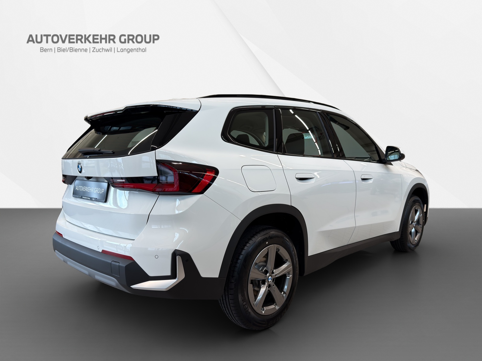 BMW X1 sDrive 18i-image-5