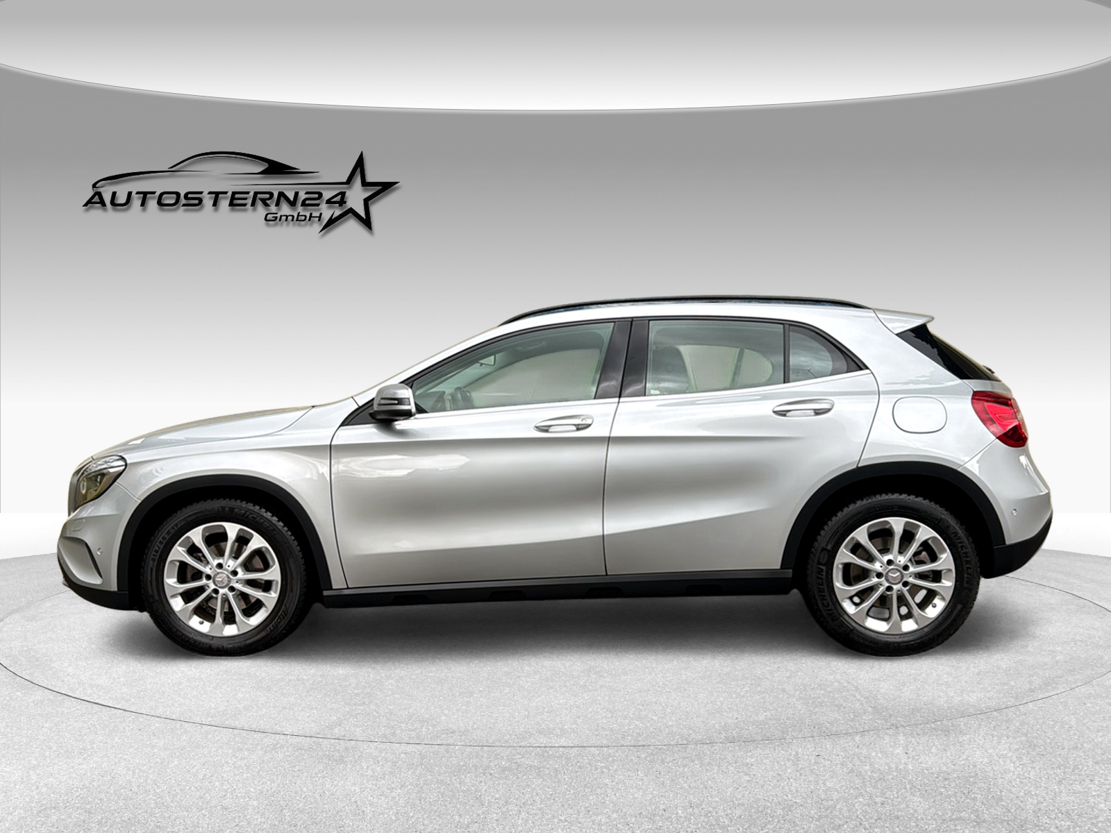 MERCEDES-BENZ GLA 200 CDI Style 4Matic 7G-DCT-image-7