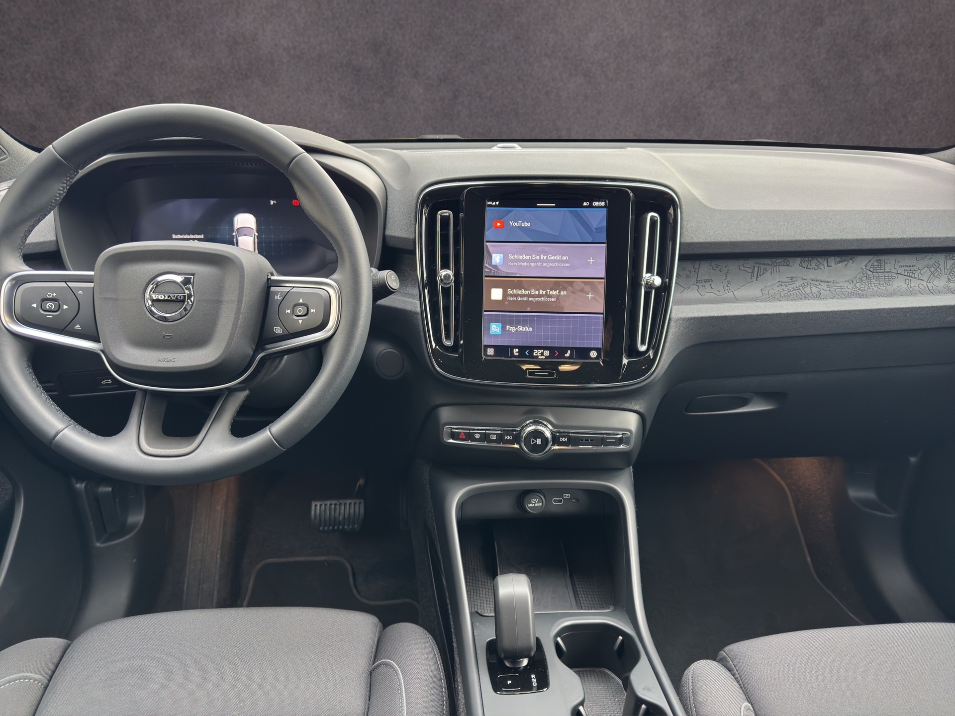 VOLVO EX40 Twin Plus AWD-image-10