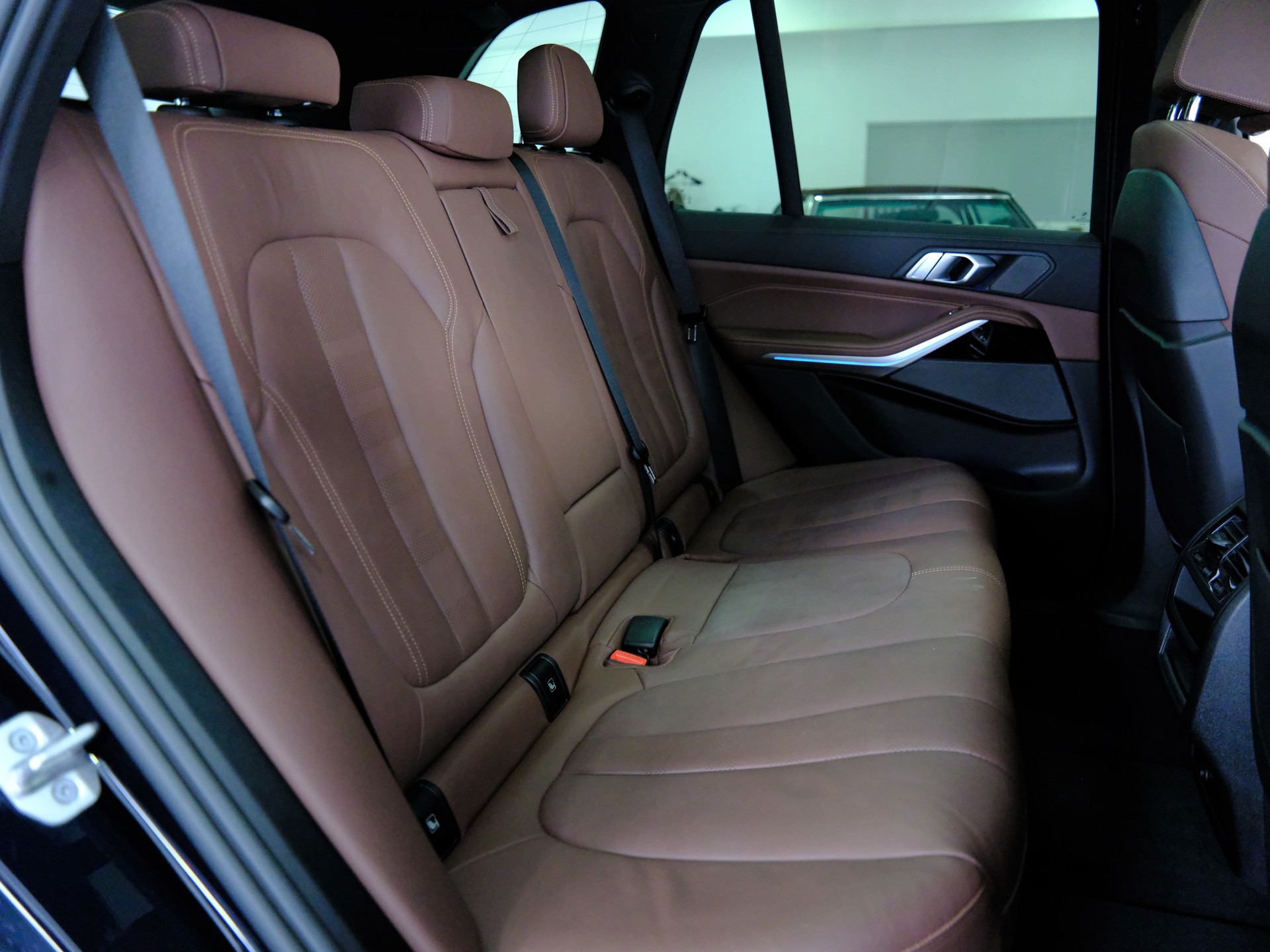 BMW X5 xDrive 48V 30d M Sport Steptronic-image-15