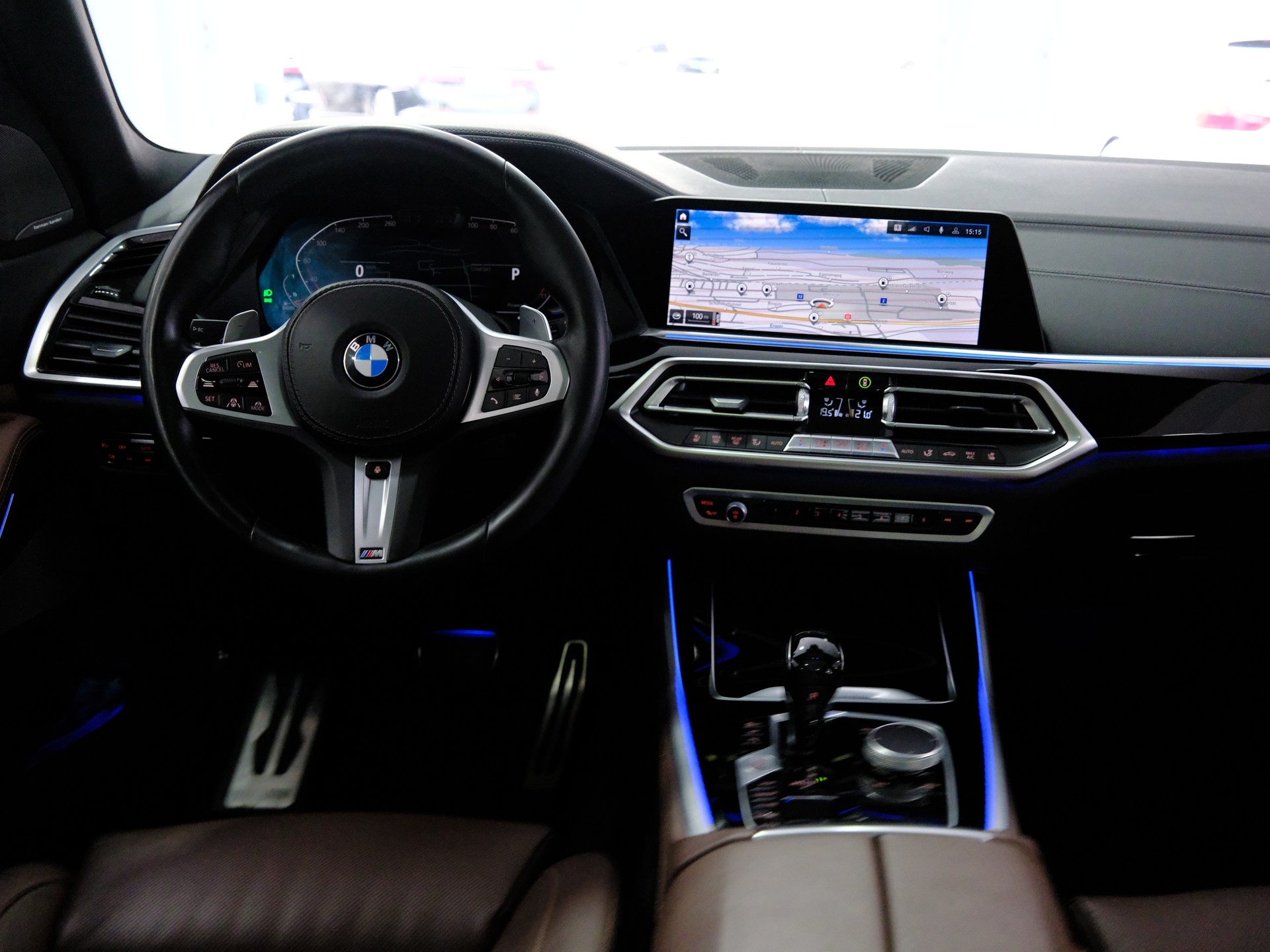 BMW X5 xDrive 48V 30d M Sport Steptronic-image-12