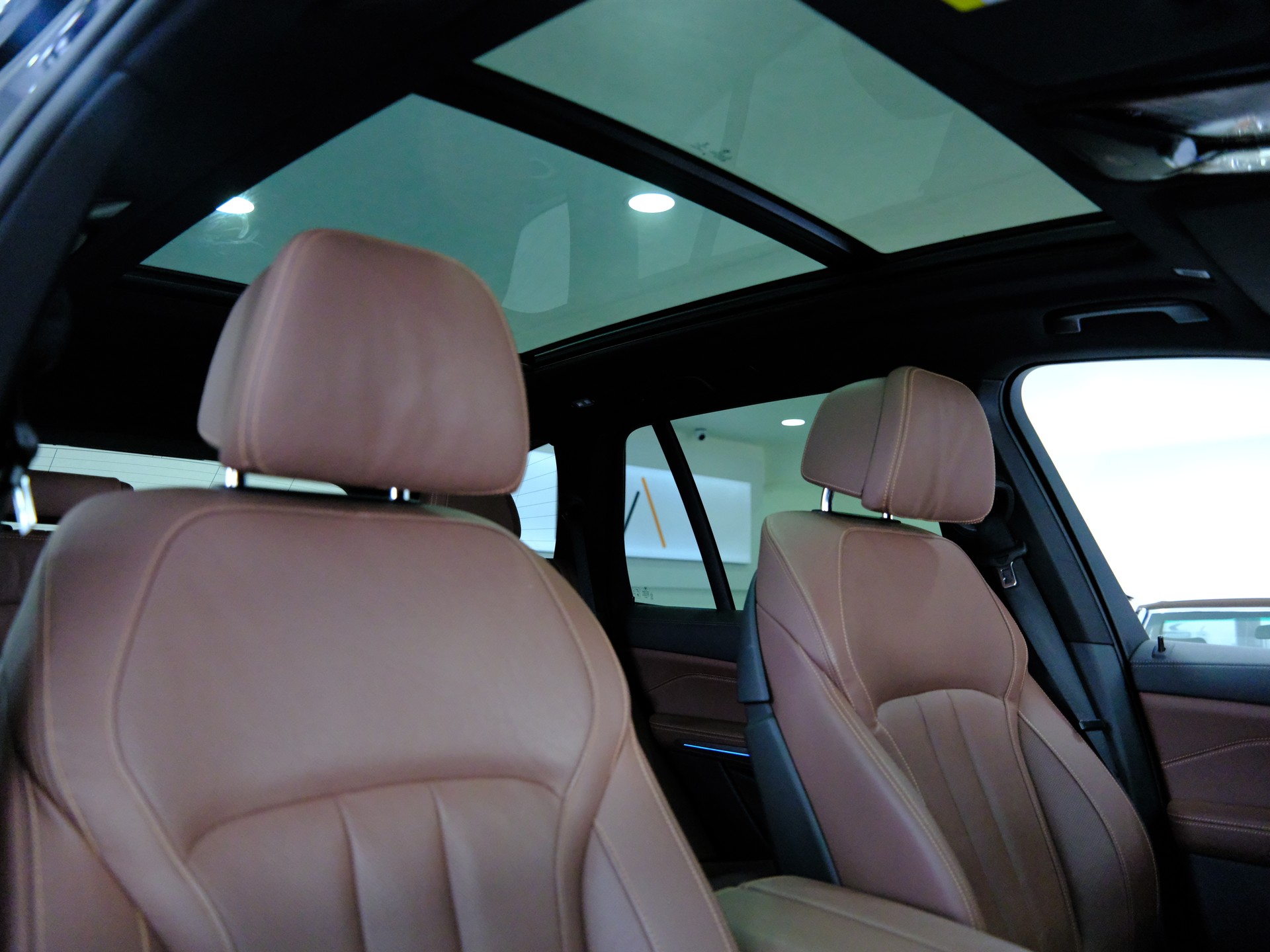 BMW X5 xDrive 48V 30d M Sport Steptronic-image-16