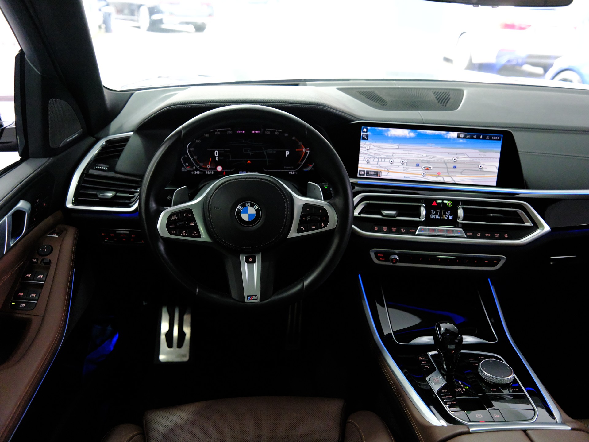 BMW X5 xDrive 48V 30d M Sport Steptronic-image-11