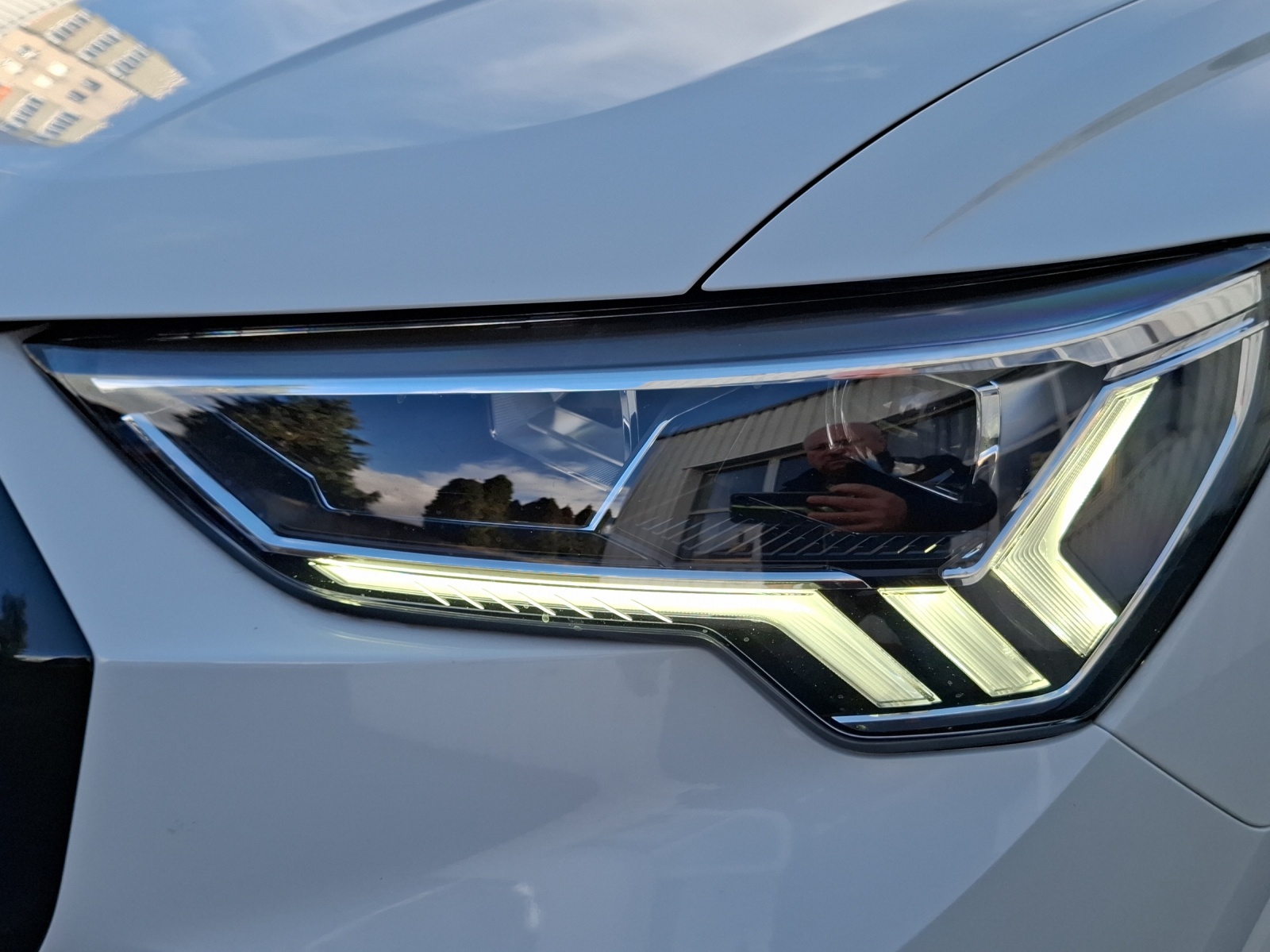 AUDI Q3 35 TFSI S line Attraction S-tronic-image-15