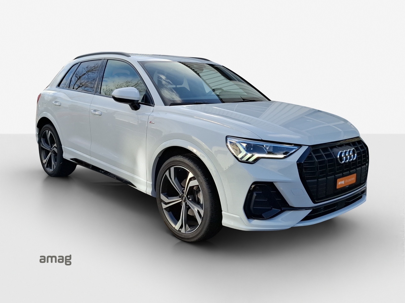 AUDI Q3 35 TFSI S line Attraction S-tronic-image-5