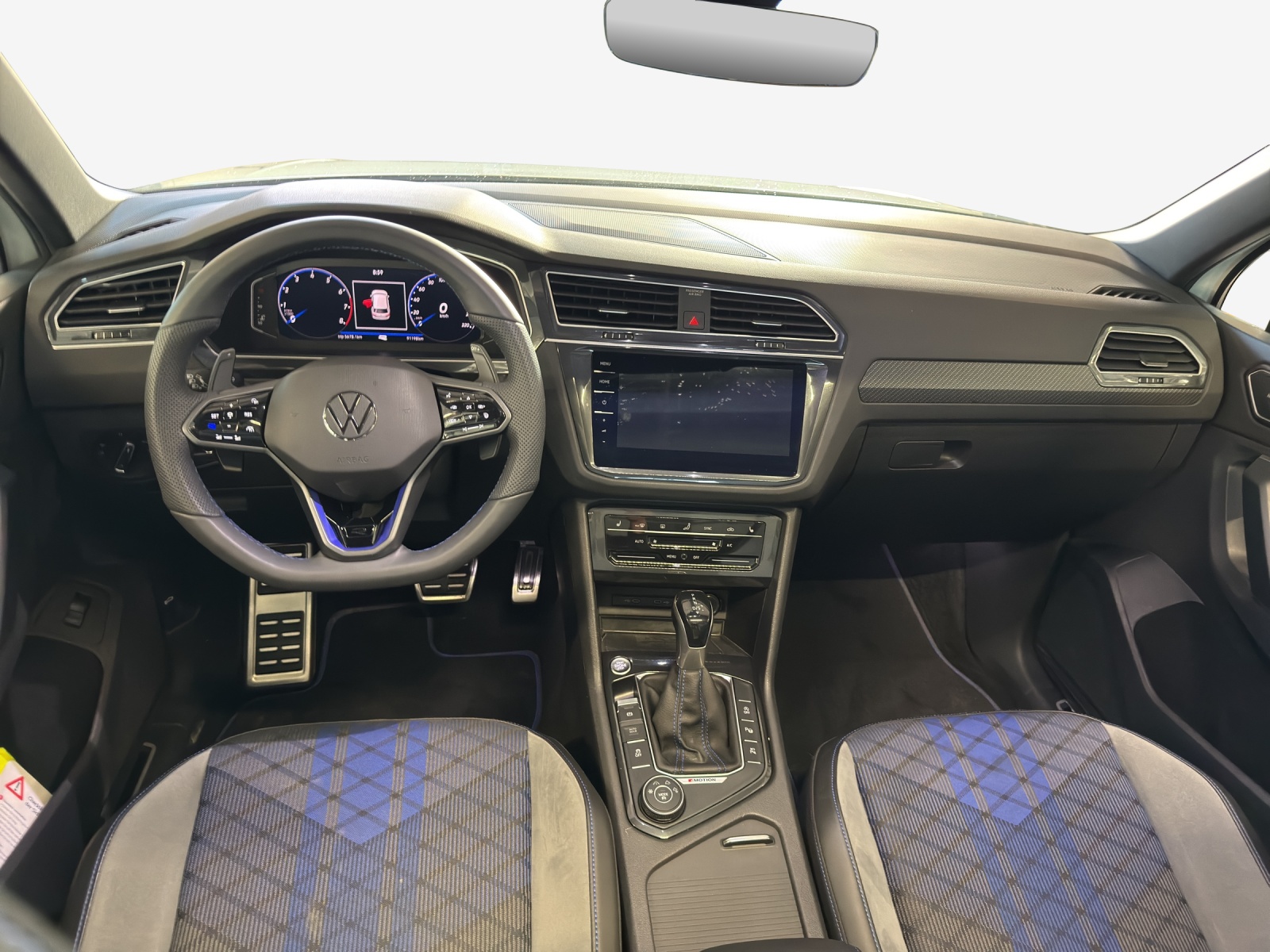 VW Tiguan 2.0TSI R 4Motion DSG-image-10