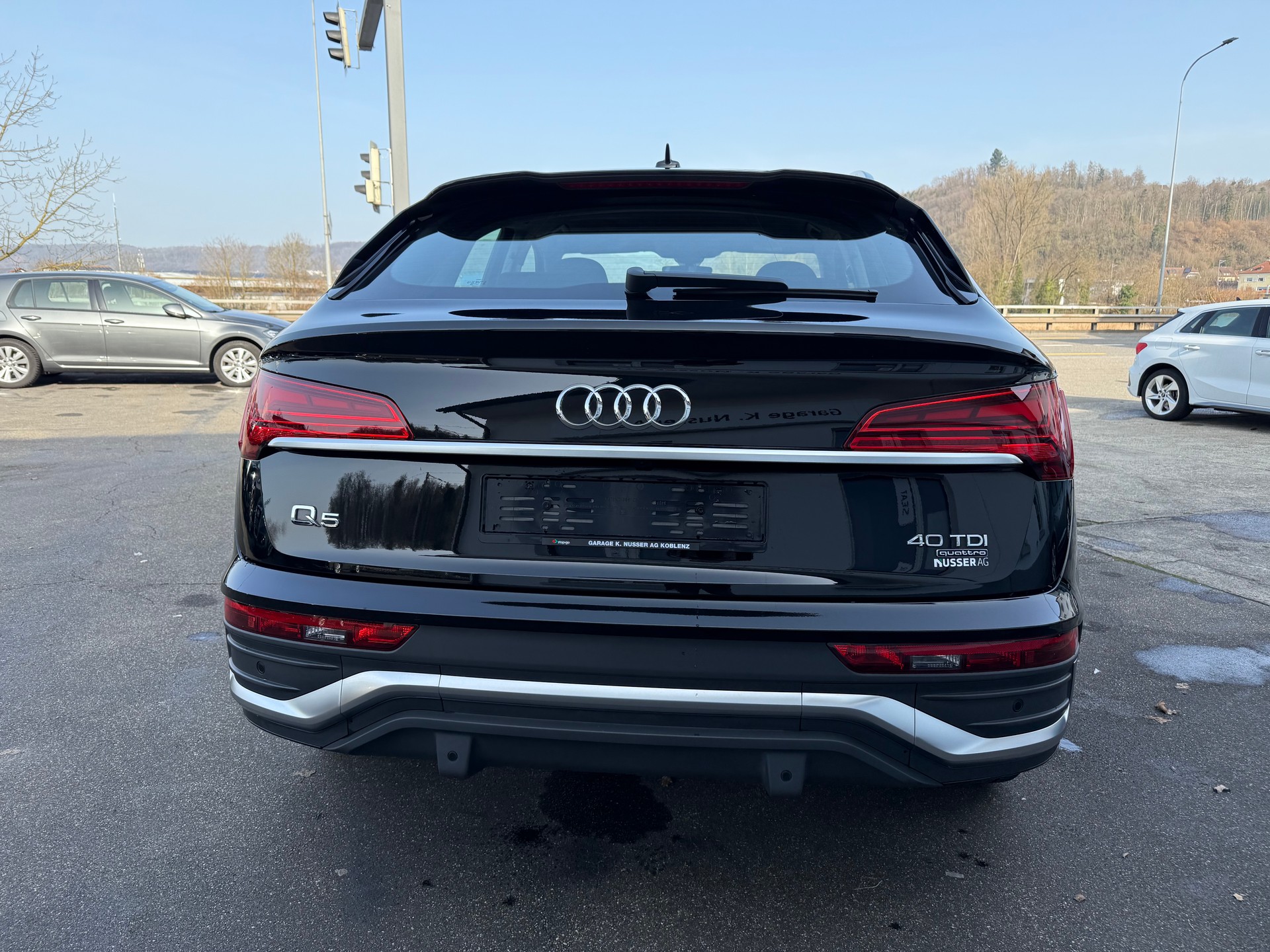 AUDI Q5 Sportback 40 TDI S line quattro S-tronic-image-3