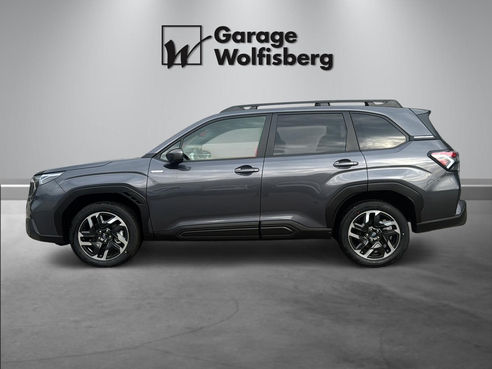 SUBARU Forester Station 2.0i e-Boxer Swiss Plus-image-2