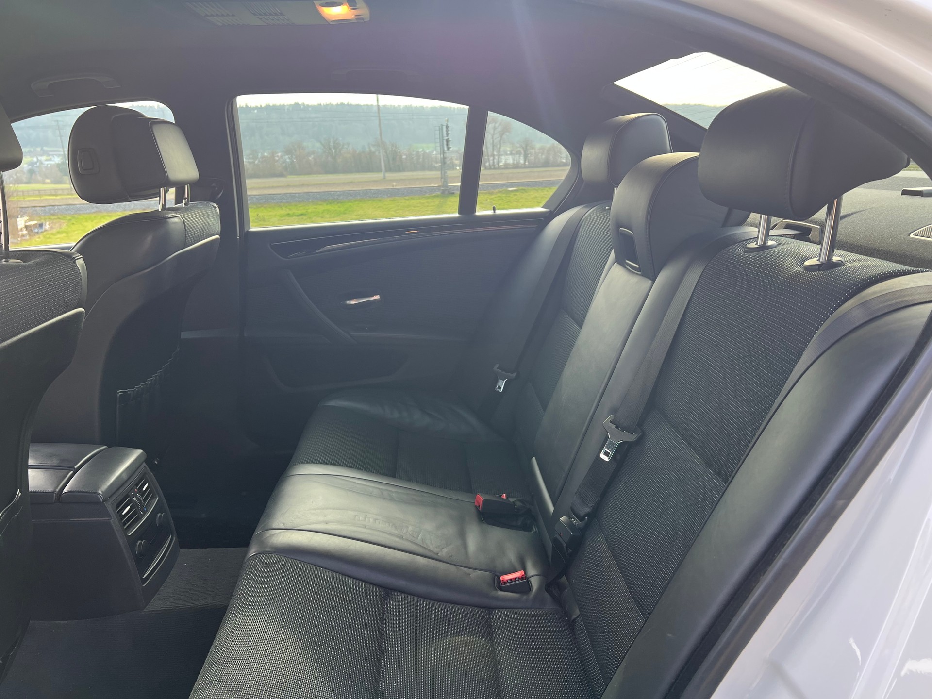 BMW 520d Steptronic- M-SPORTPACKET***-image-22