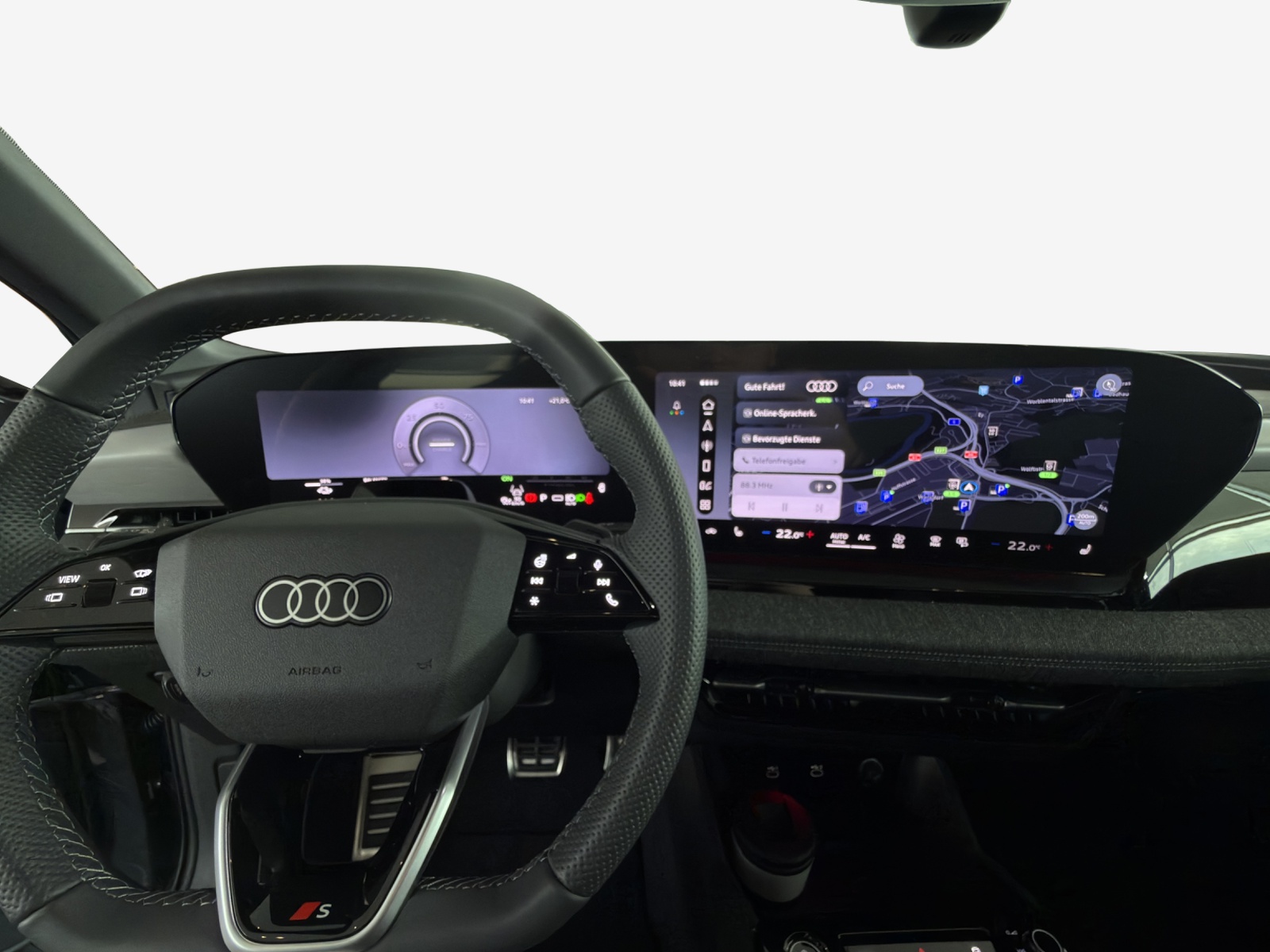 AUDI Q6 e-tron quattro-image-8