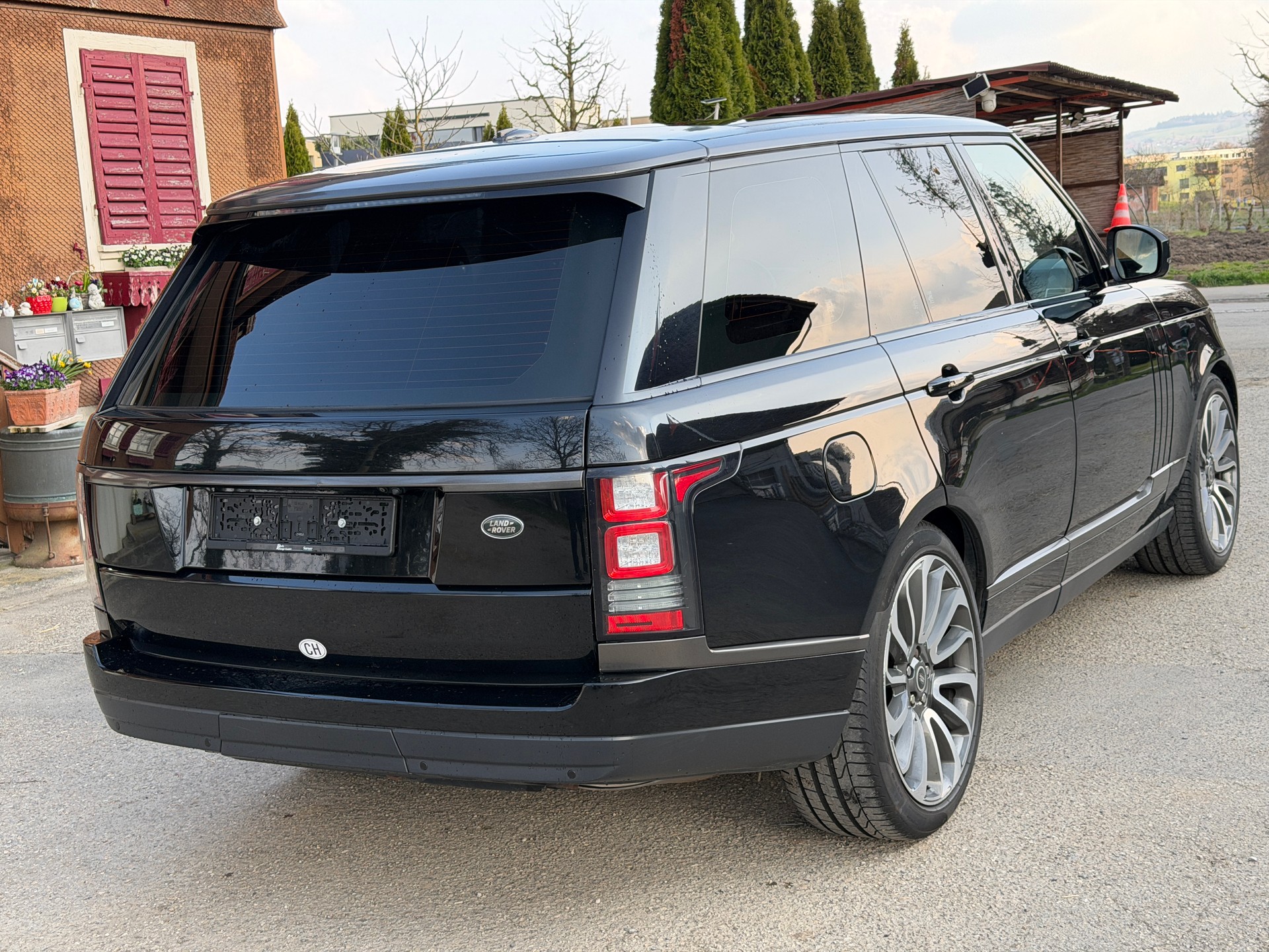 LAND ROVER Range Rover 3.0 TDV6 HSE Automatic-image-4