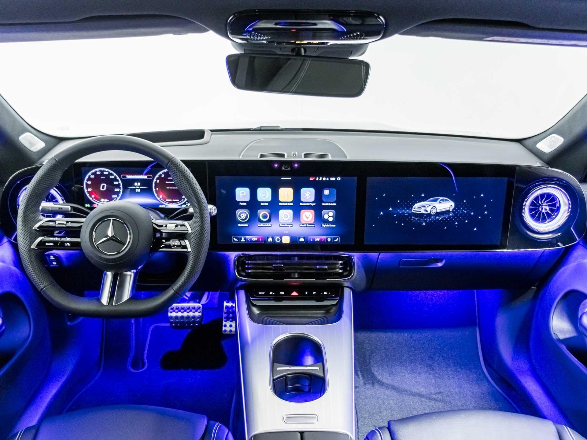 MERCEDES-BENZ CLA 220 4MATIC-image-11