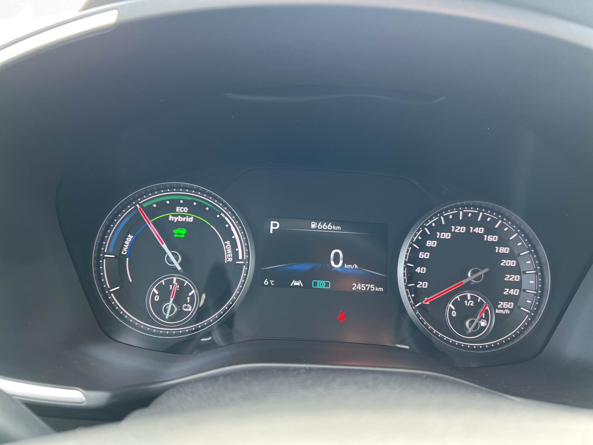 HYUNDAI Santa Fe 1.6 T-GDi Hybrid Origo 4WD-image-13