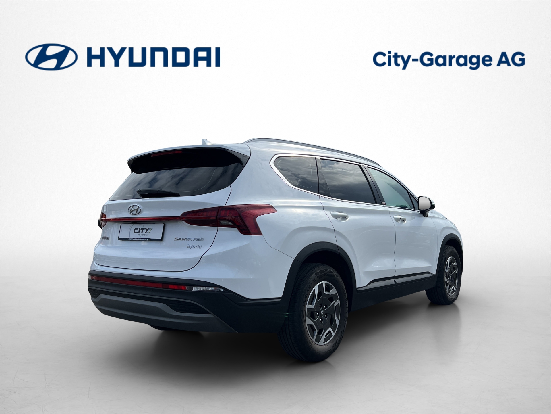 HYUNDAI Santa Fe 1.6 T-GDi Hybrid Origo 4WD-image-2