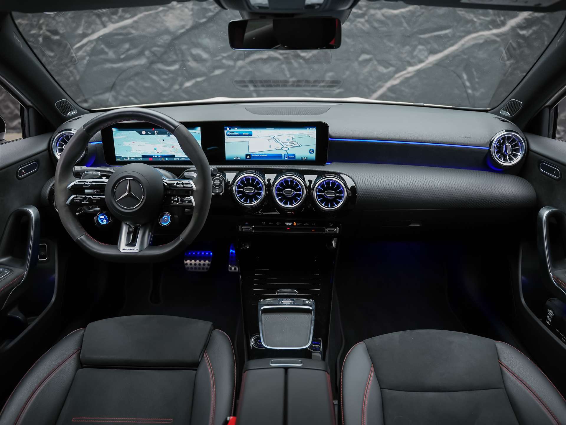 MERCEDES-BENZ A 35 AMG 4Matic+ 8G-DCT *Limousine*Facelift*Aeropaket*-image-17