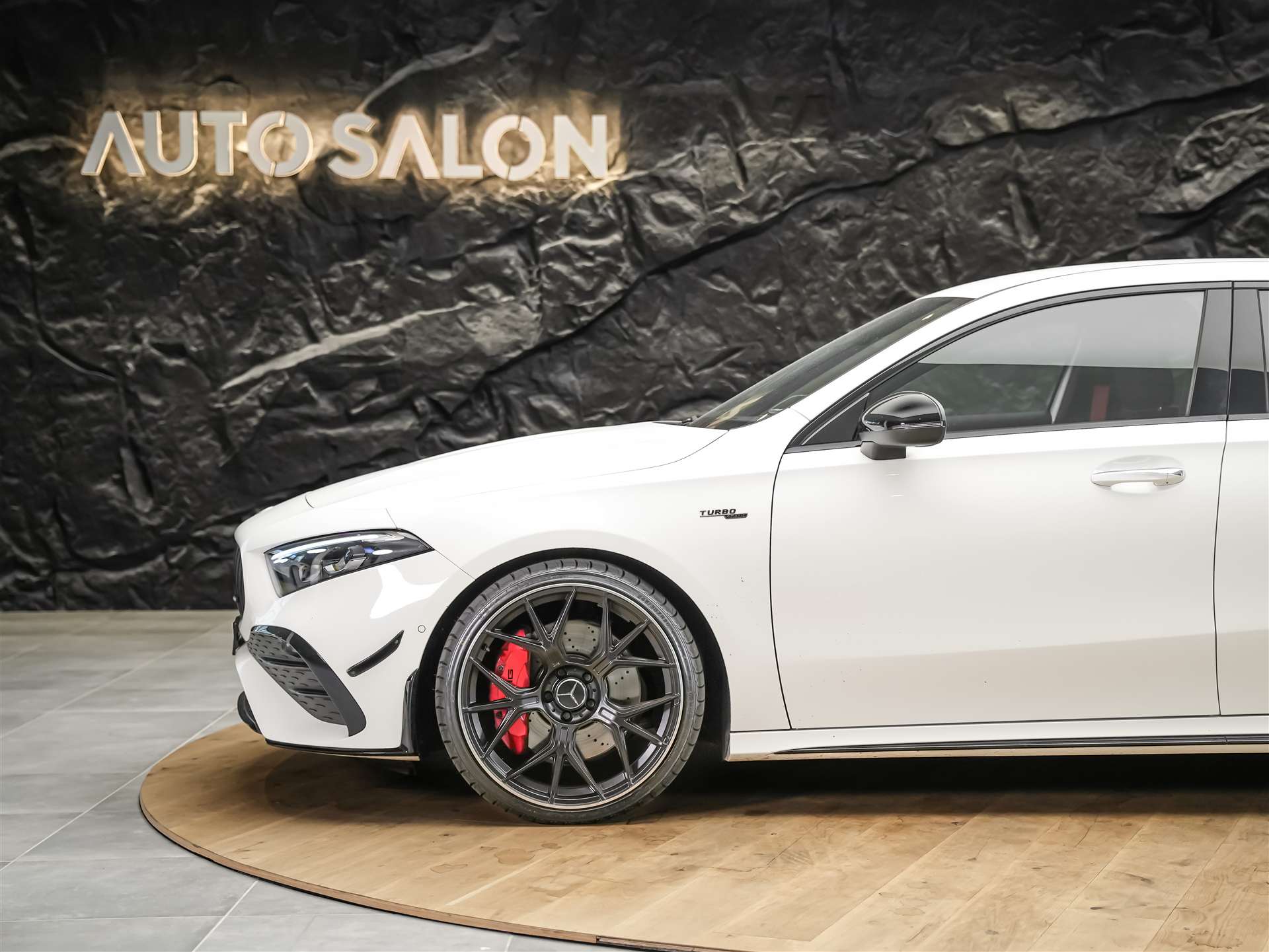 MERCEDES-BENZ A 35 AMG 4Matic+ 8G-DCT *Limousine*Facelift*Aeropaket*-image-14