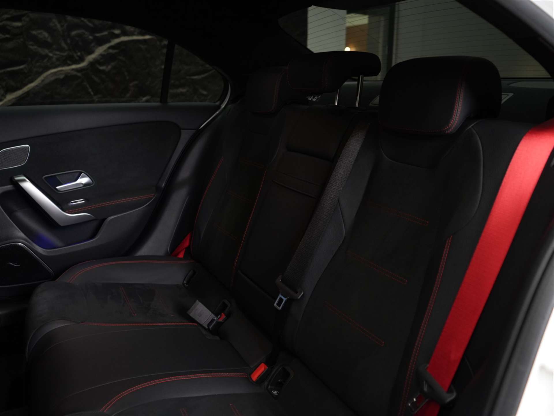 MERCEDES-BENZ A 35 AMG 4Matic+ 8G-DCT *Limousine*Facelift*Aeropaket*-image-10