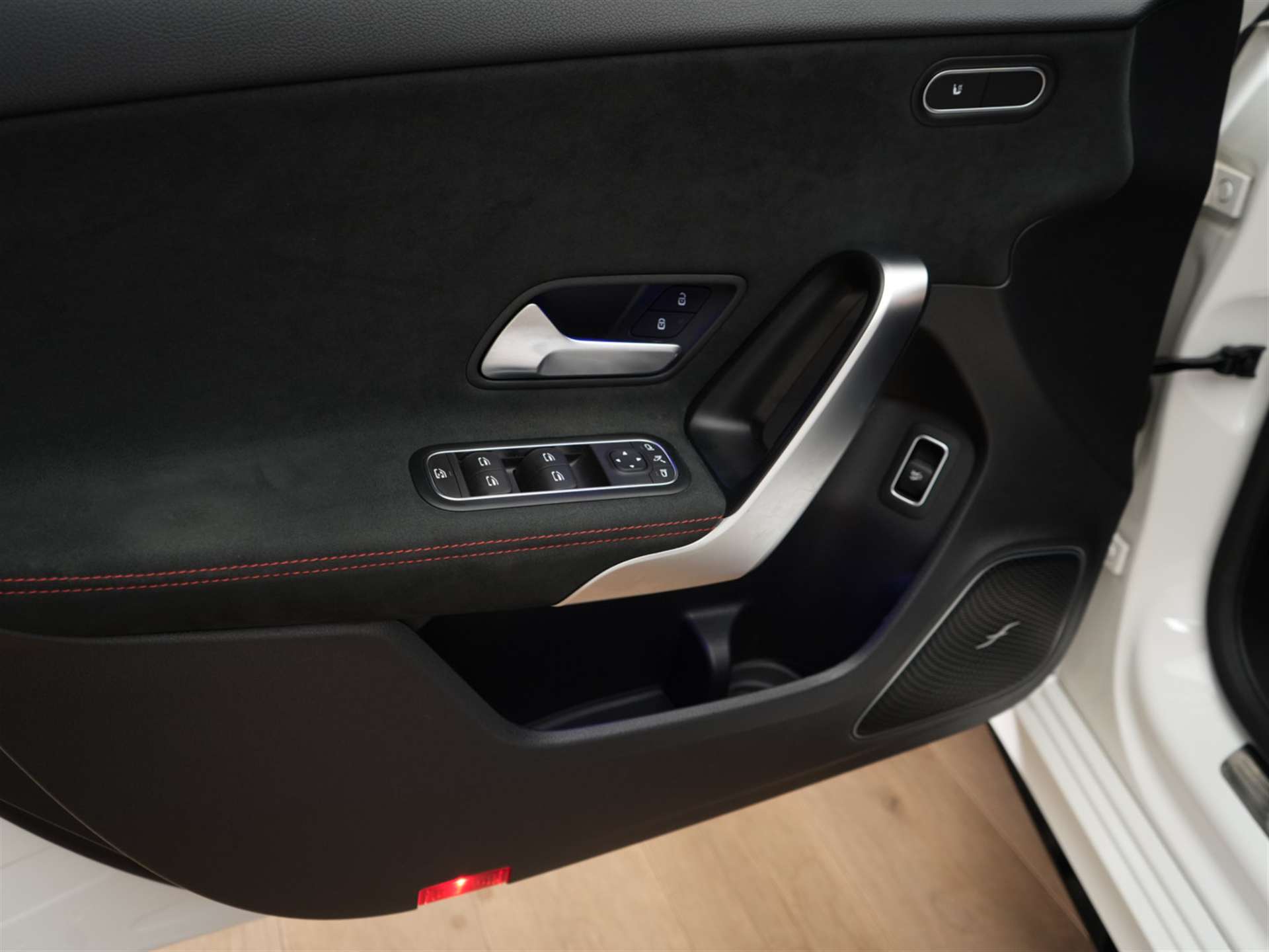 MERCEDES-BENZ A 35 AMG 4Matic+ 8G-DCT *Limousine*Facelift*Aeropaket*-image-16