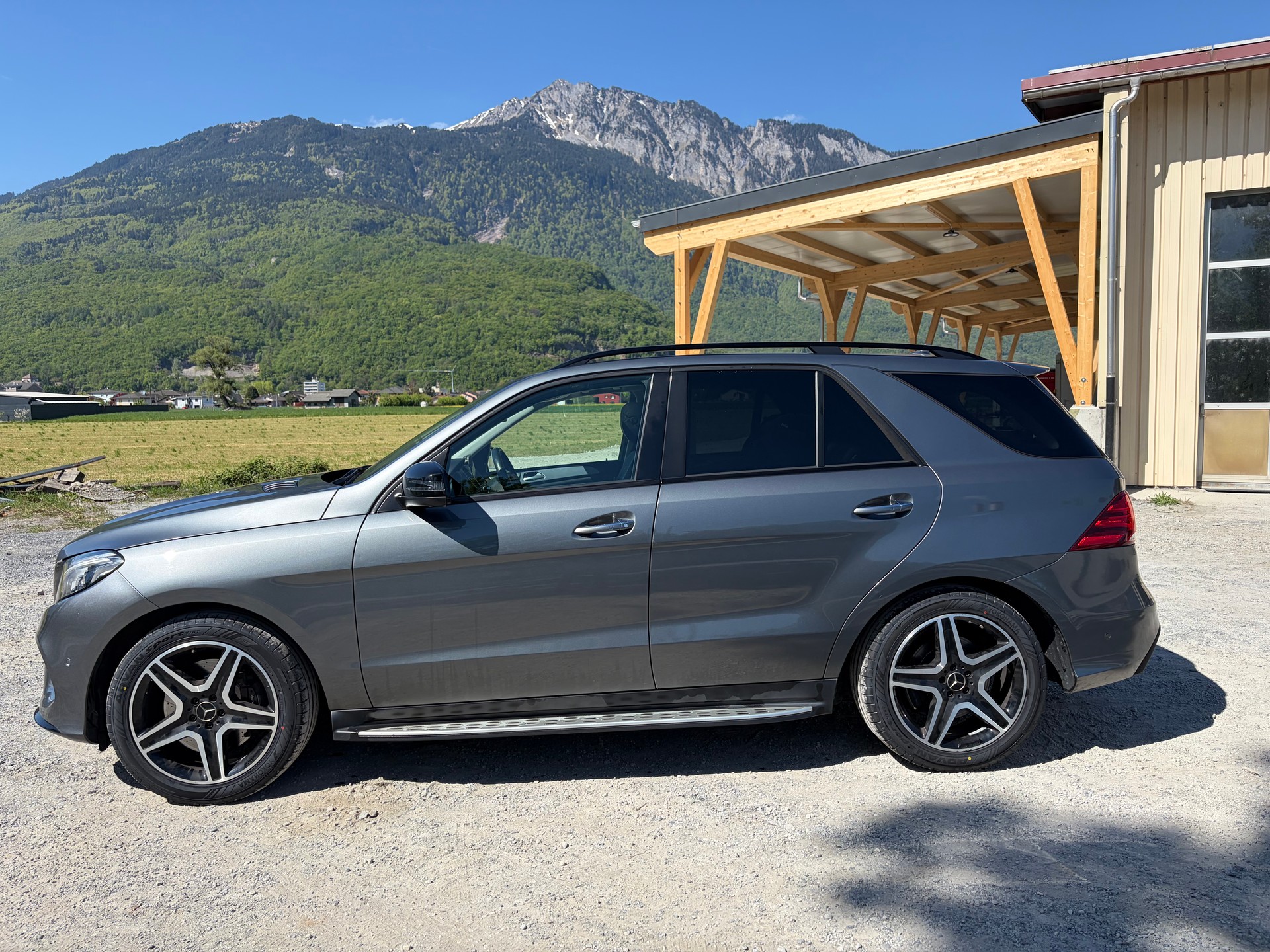 MERCEDES-BENZ GLE 43 AMG 4Matic 9G-Tronic