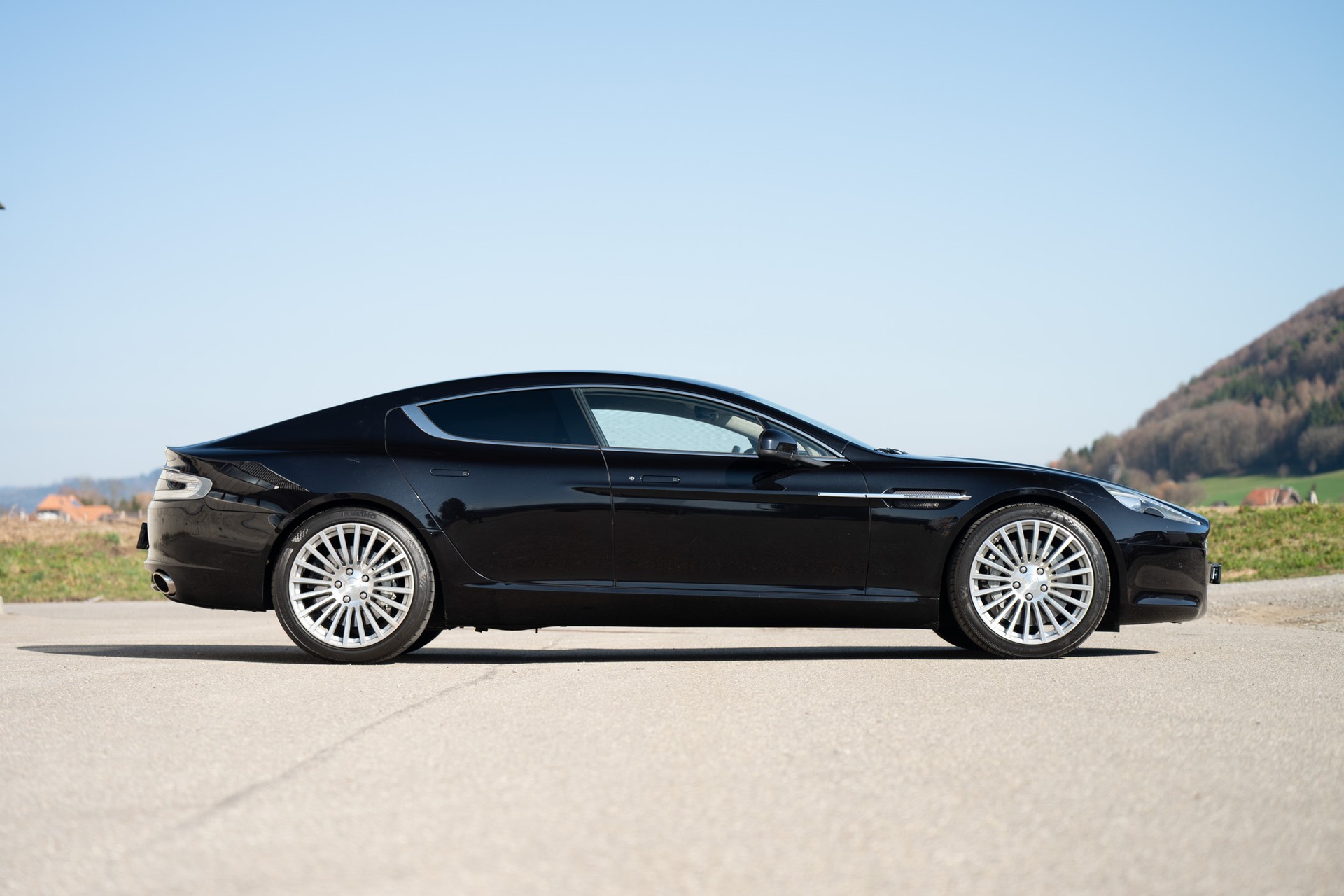 ASTON MARTIN Rapide 5.9 V12 Touchtronic 2-image-6
