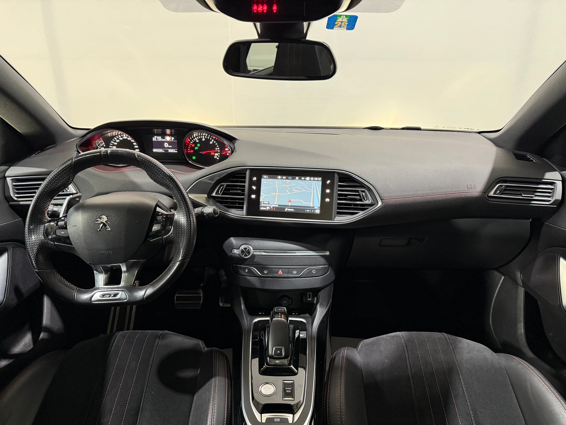 PEUGEOT 308 2.0 BlueHDI GT EAT8-image-11