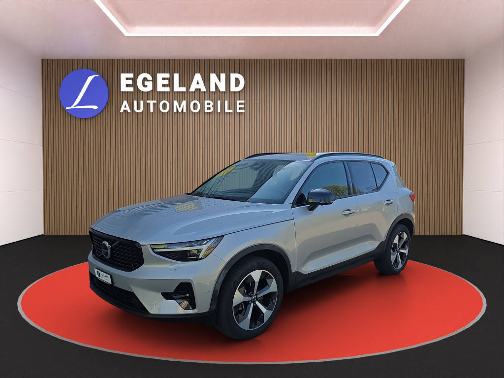 VOLVO XC40 2.0 B4 MH Plus Dark-image-0