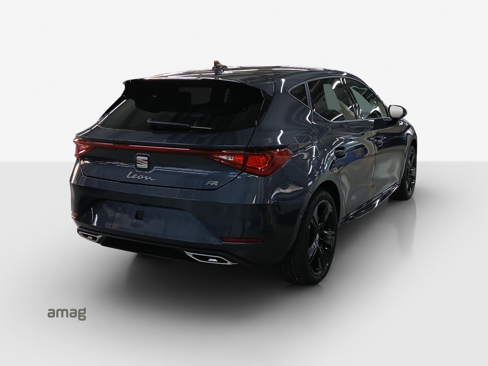 SEAT Leon 1.5 eTSI mHEV DSG 75 Edition-image-4