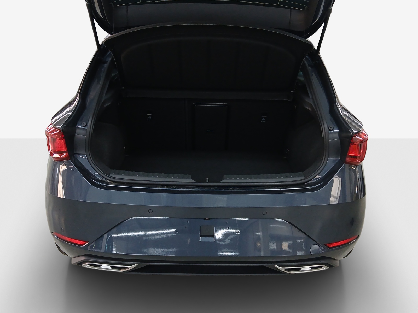 SEAT Leon 1.5 eTSI mHEV DSG 75 Edition-image-12