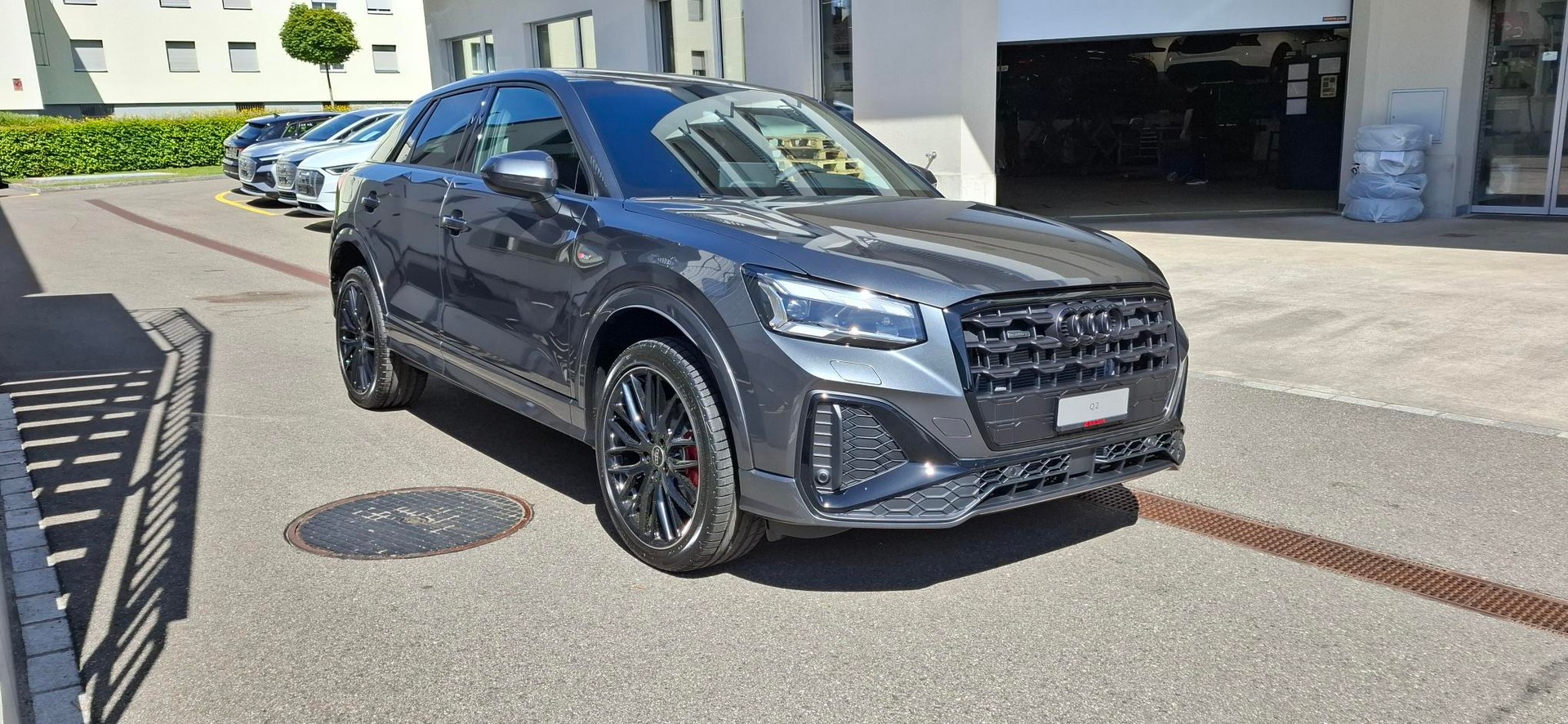 AUDI Q2 40 TFSI S line Attraction quattro S-tronic-image-5