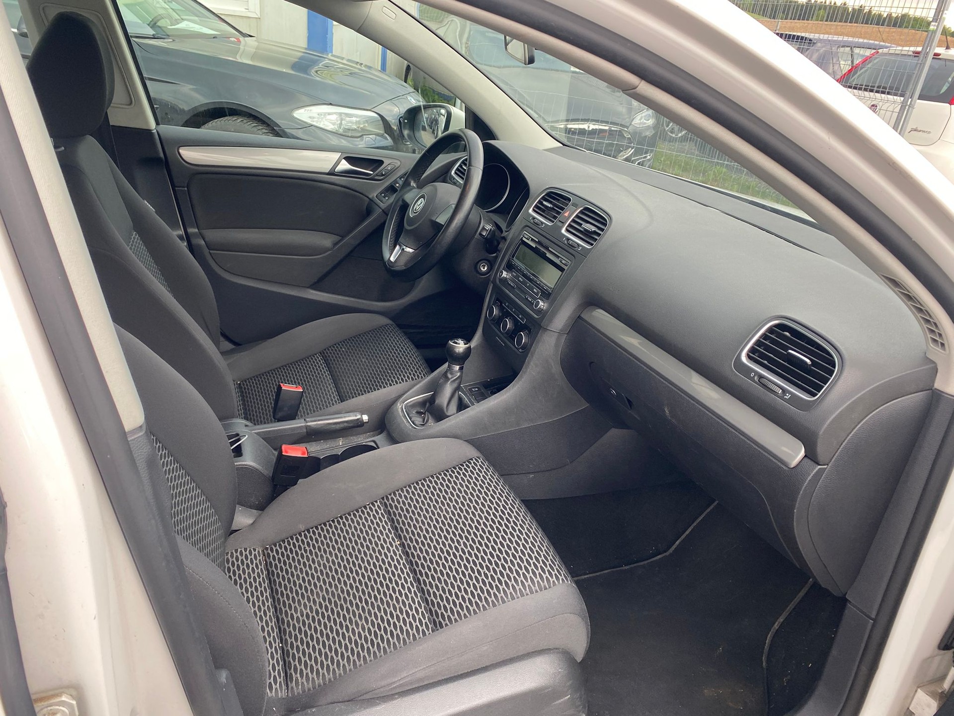 VW Golf 1.2 TSI Trendline-image-8