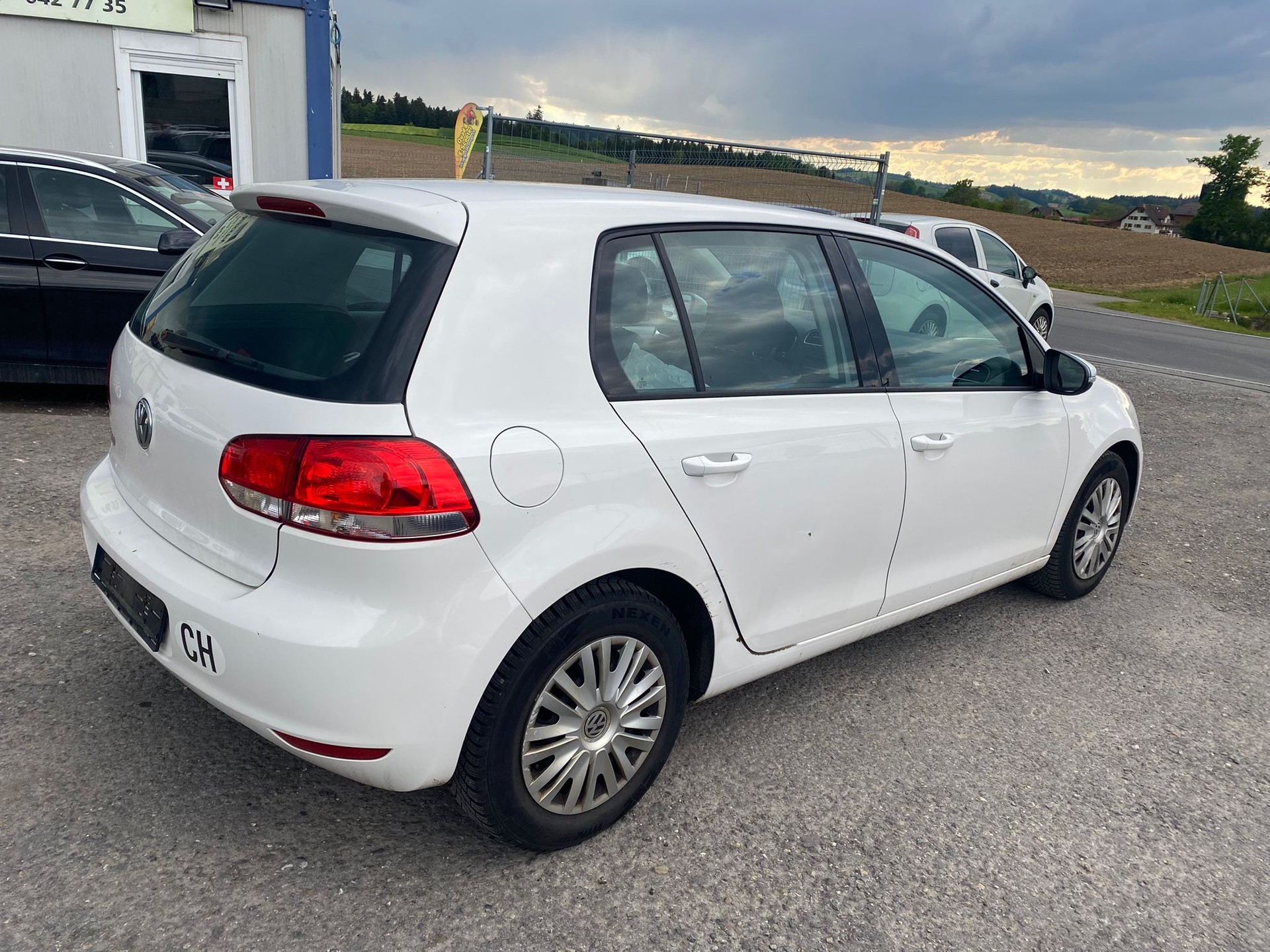 VW Golf 1.2 TSI Trendline-image-5