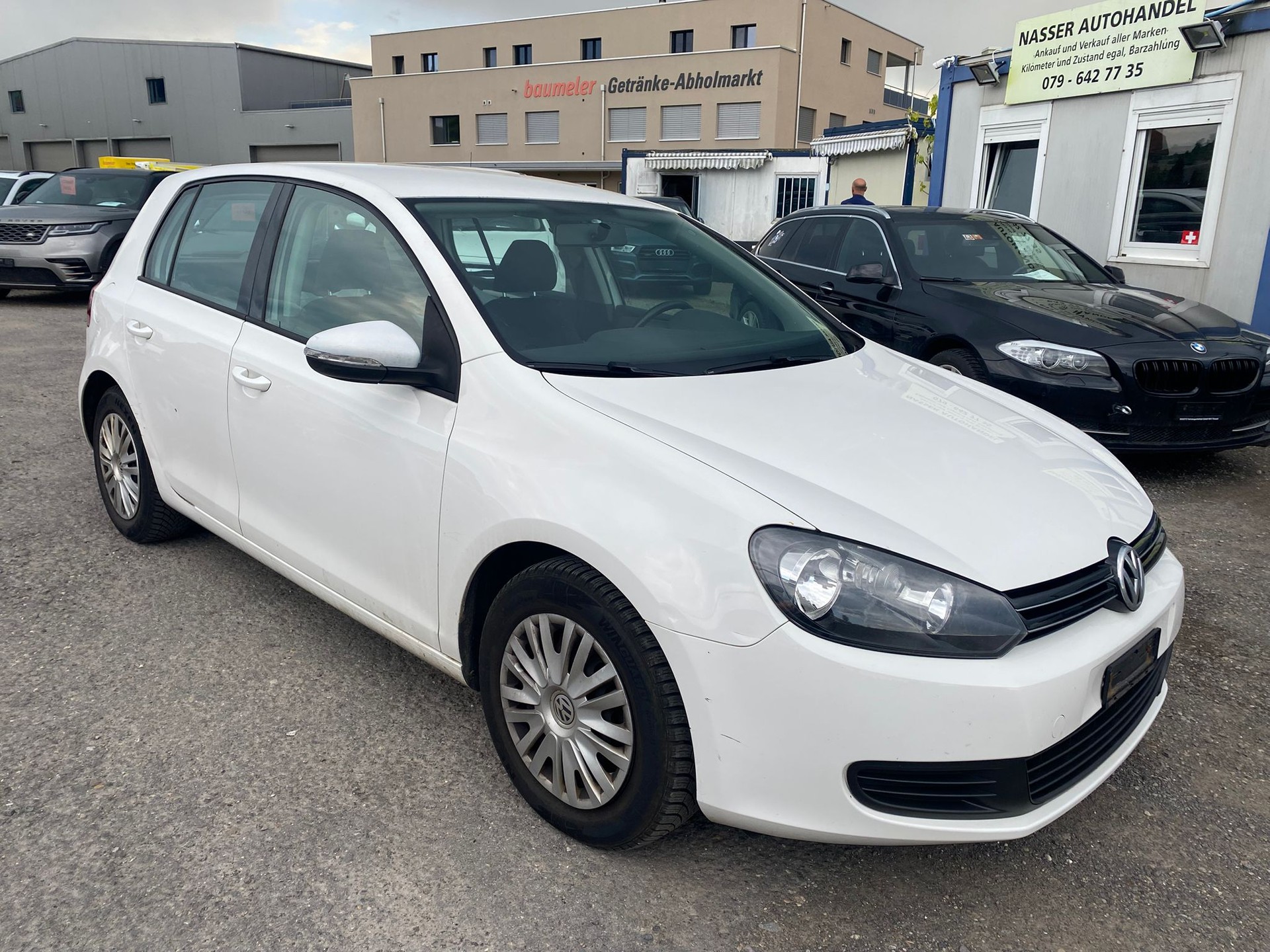 VW Golf 1.2 TSI Trendline-image-1