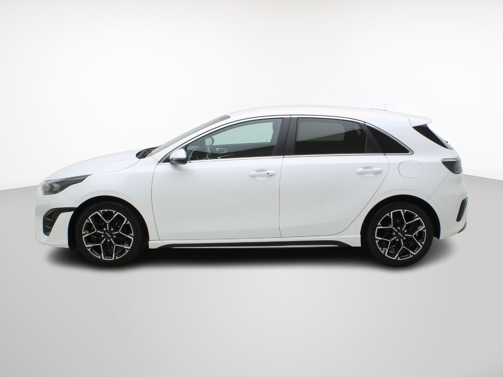 KIA Ceed 1.5 T-GDi MHEV Power-image-2