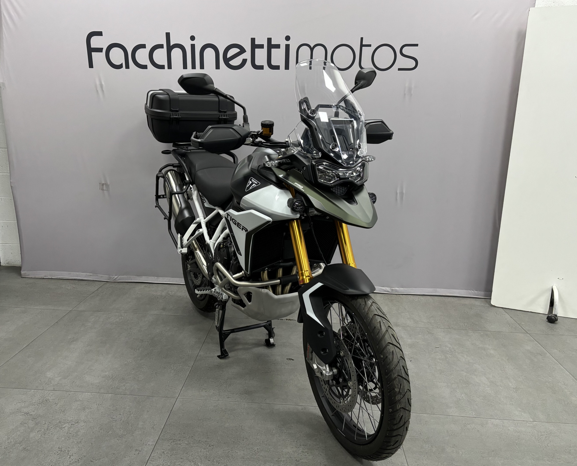 TRIUMPH Tiger 900 Rally Pro-showroom-element-1