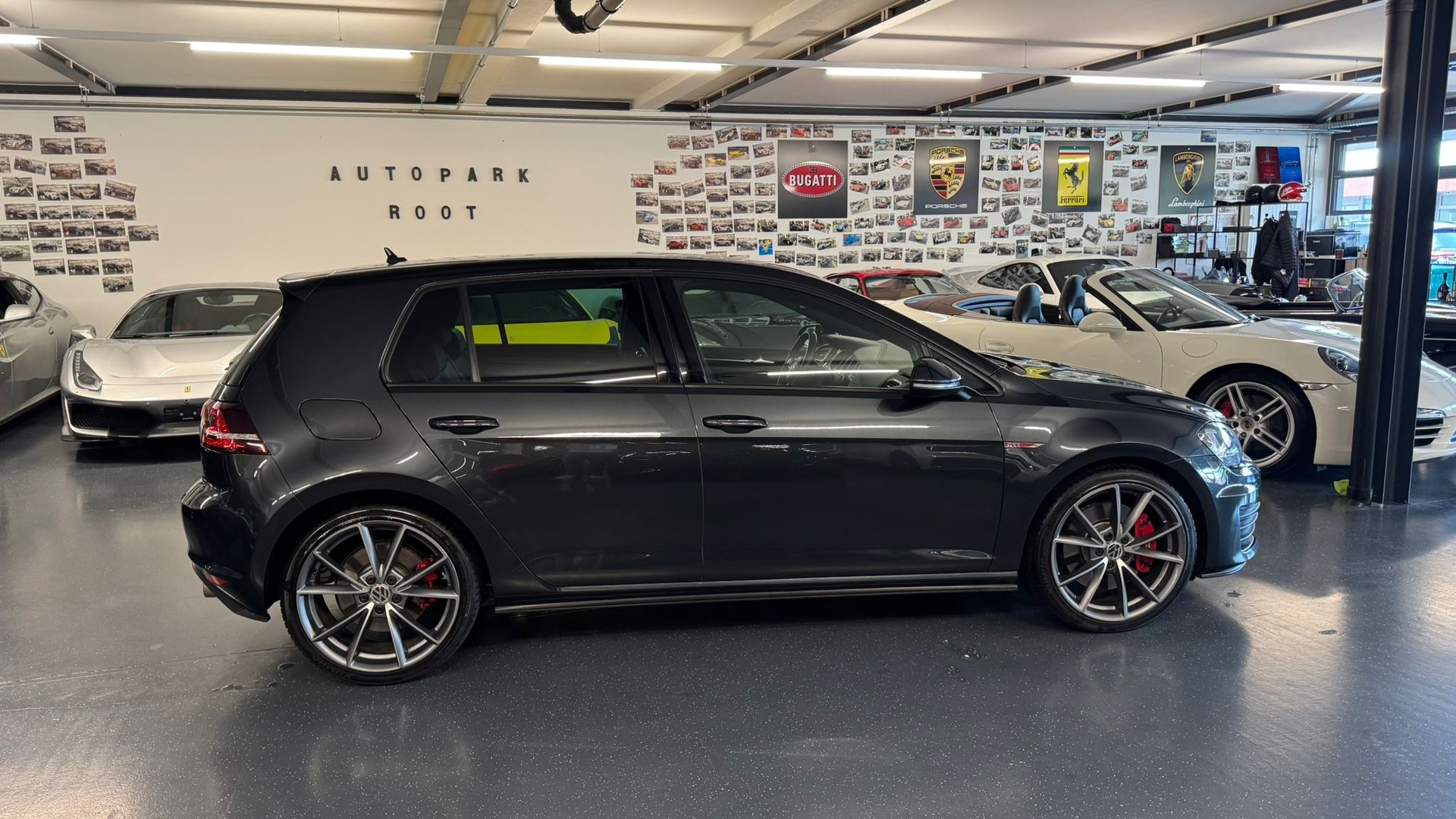VW Golf 2.0 TSI GTI Performance DSG-image-2