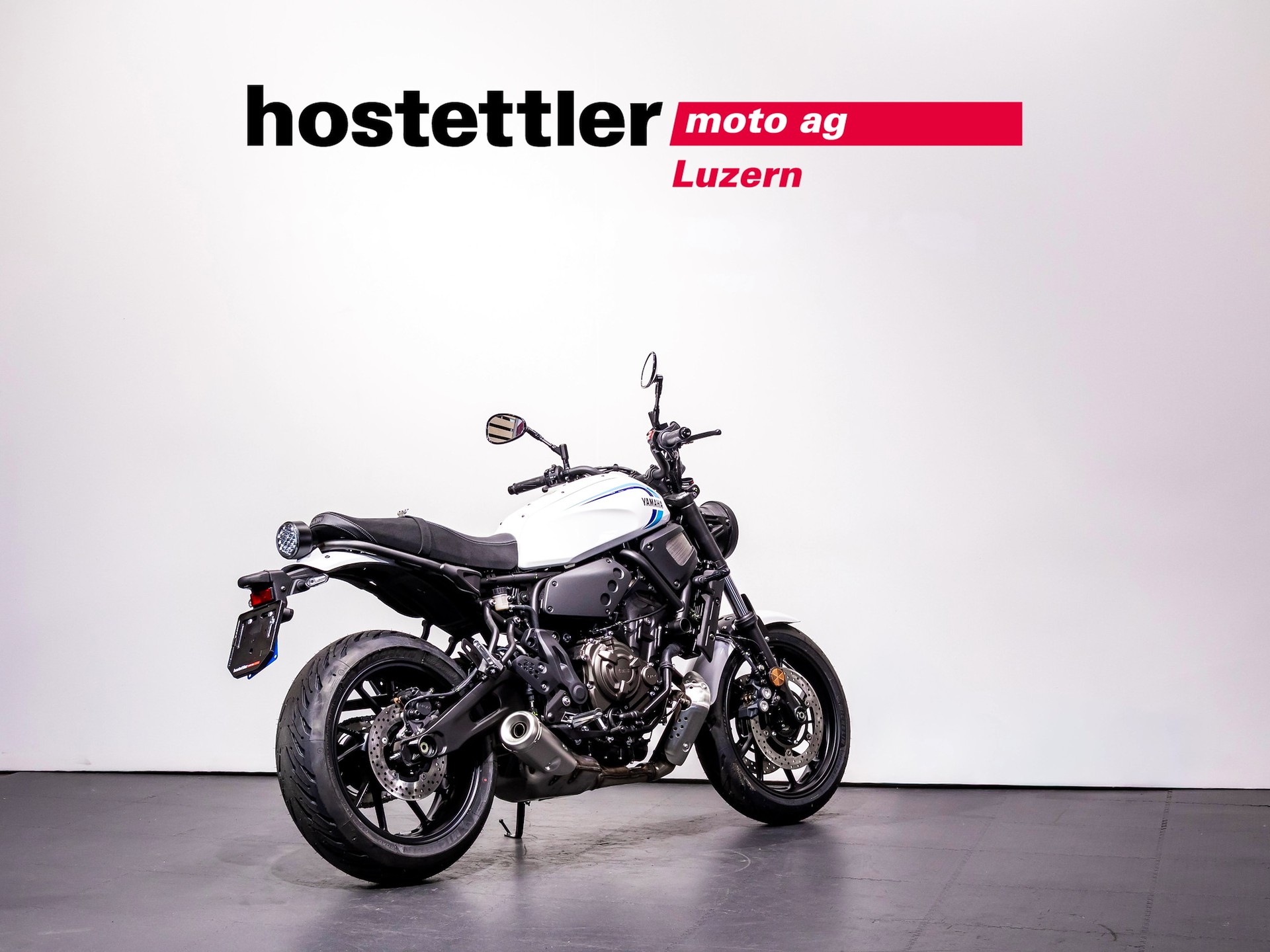 YAMAHA XSR 700-showroom-element-2