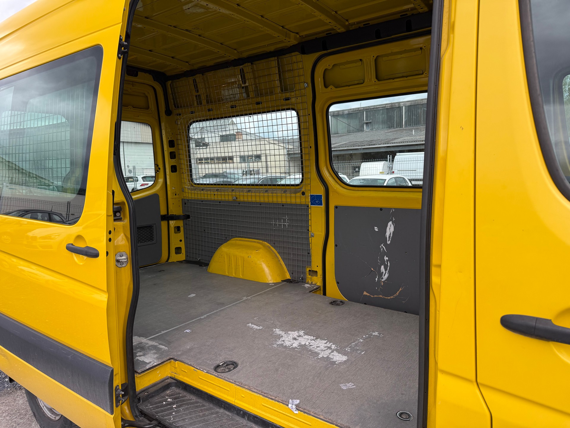 MERCEDES-BENZ Sprinter 311 CDI Standard 7G-Tronic-image-8
